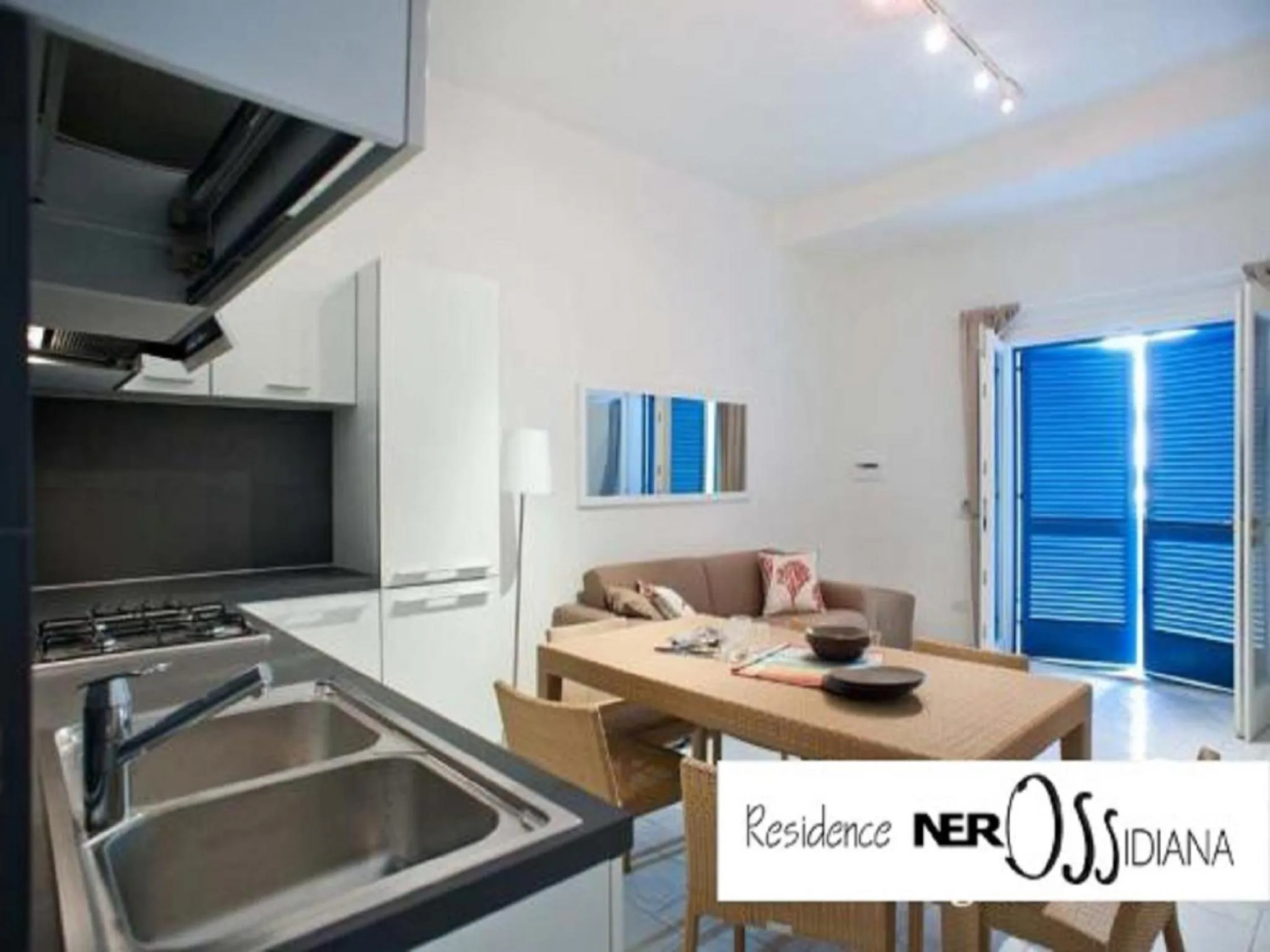 Dining area in NerOssidiana