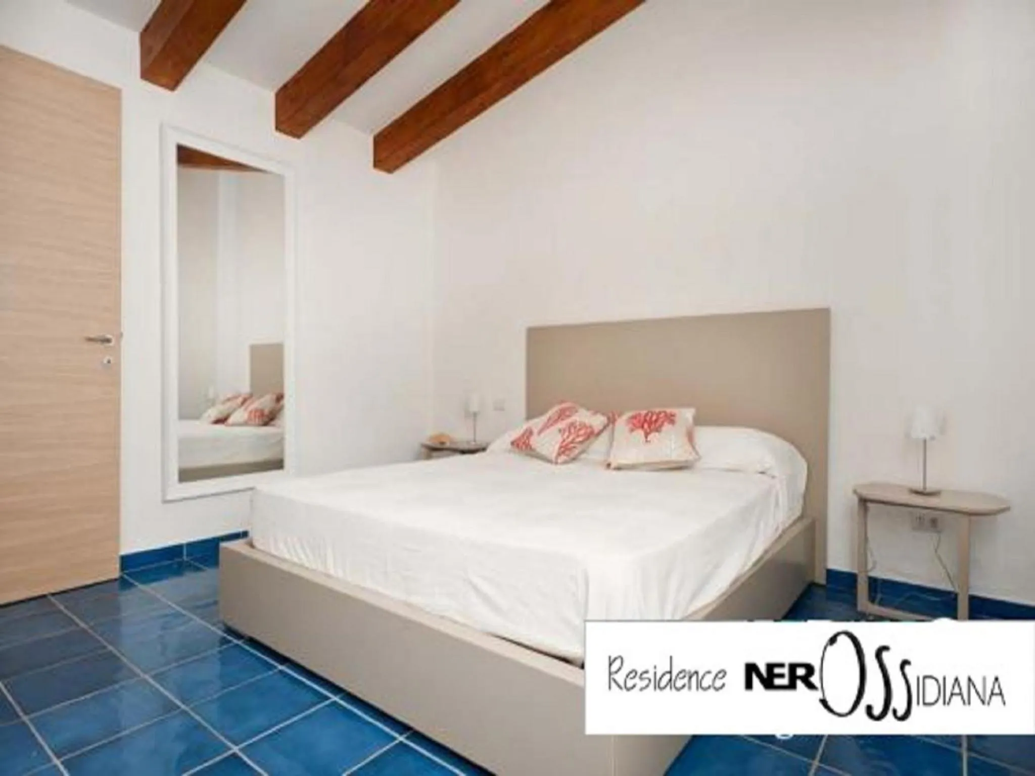 Bedroom in NerOssidiana