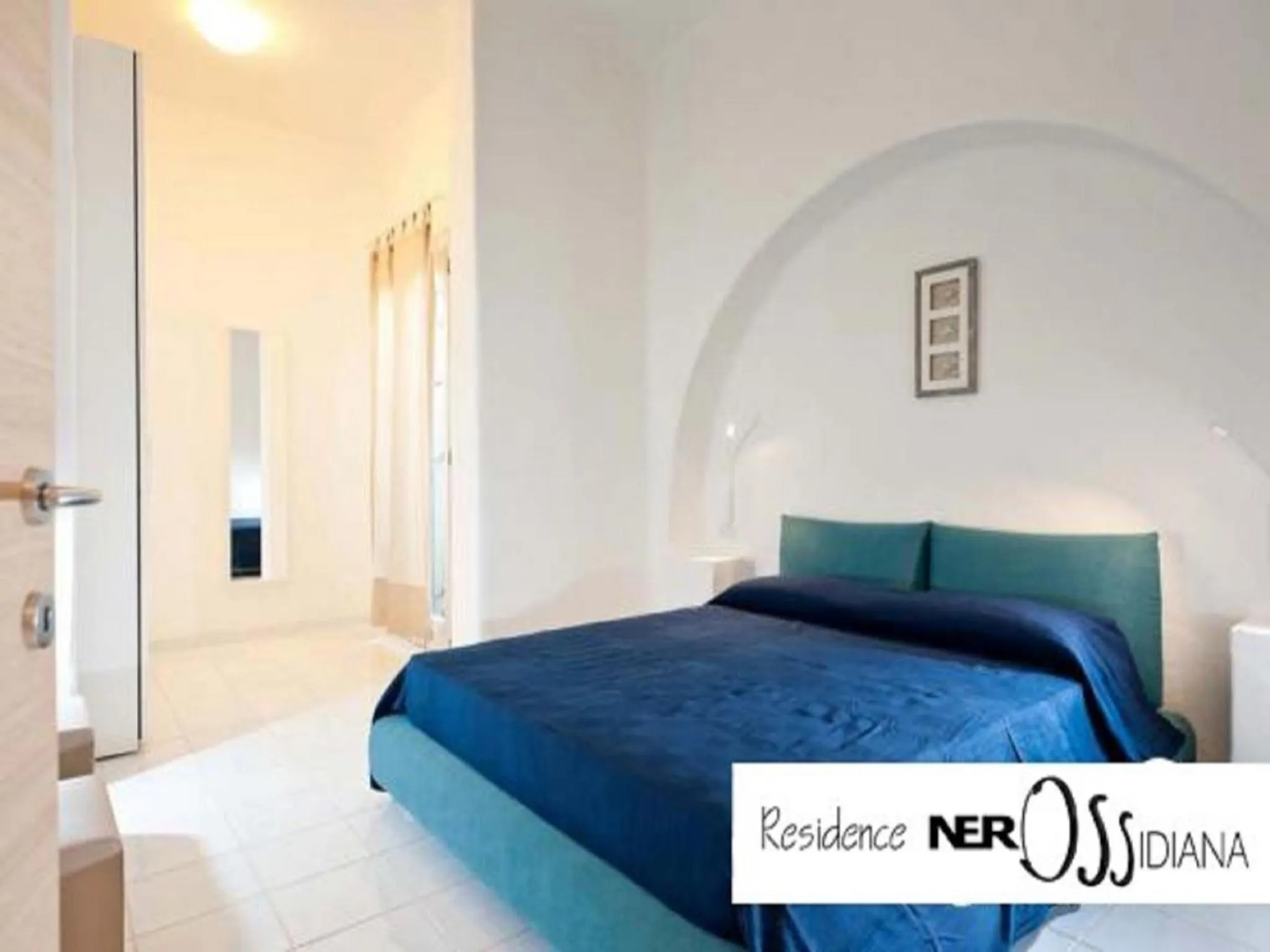 Bedroom in NerOssidiana