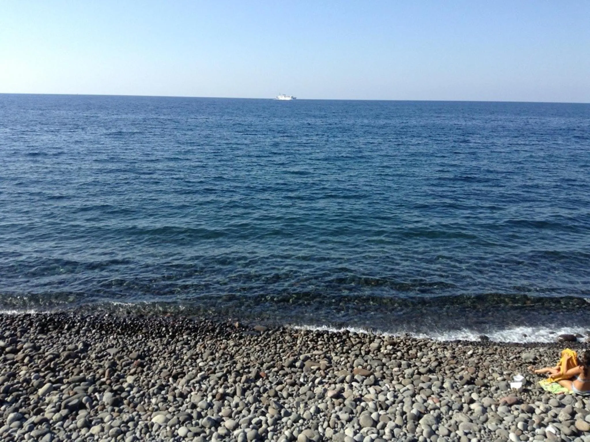 Beach in NerOssidiana