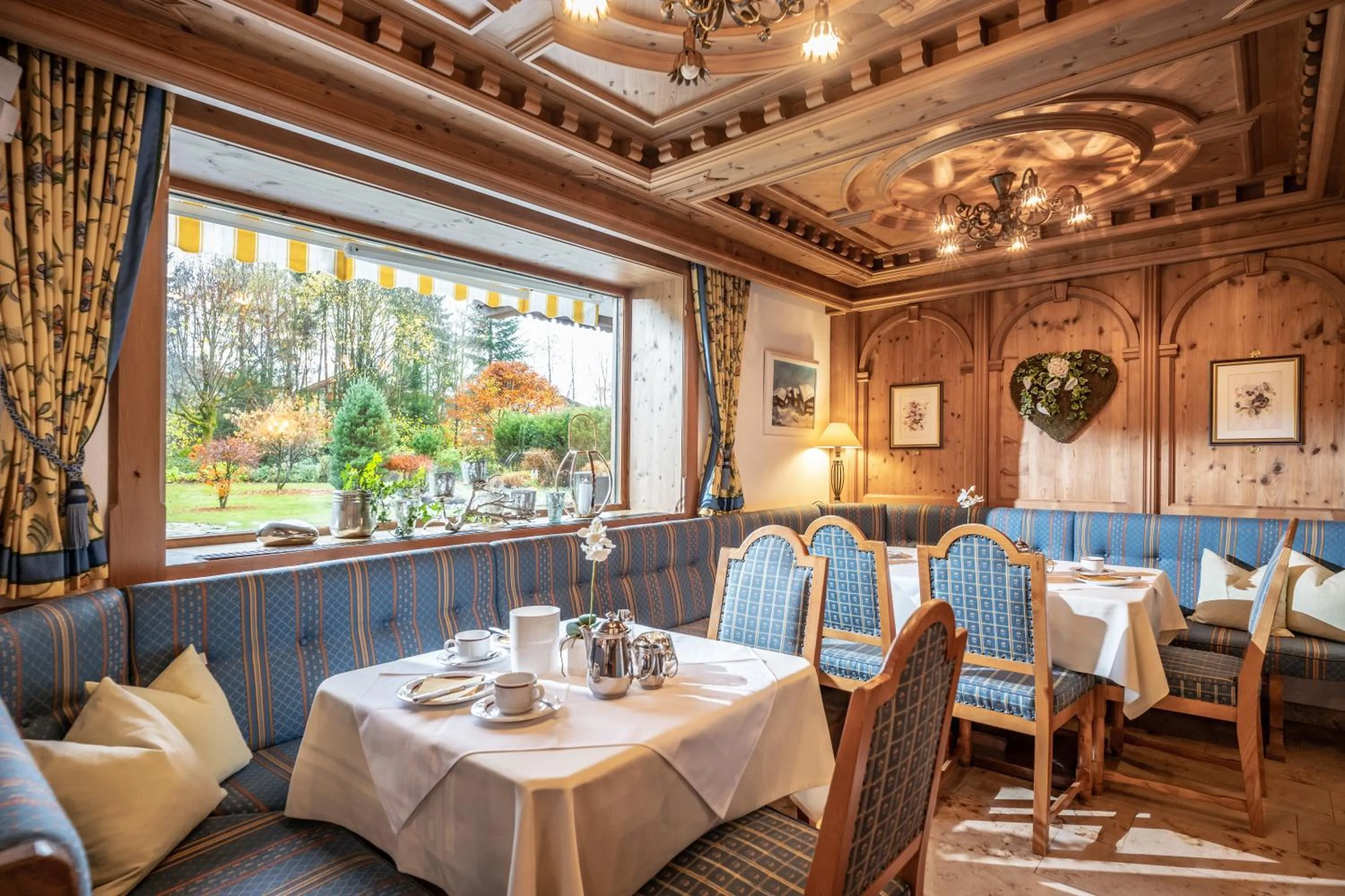 Restaurant/places to eat in Hotel Garni Erler