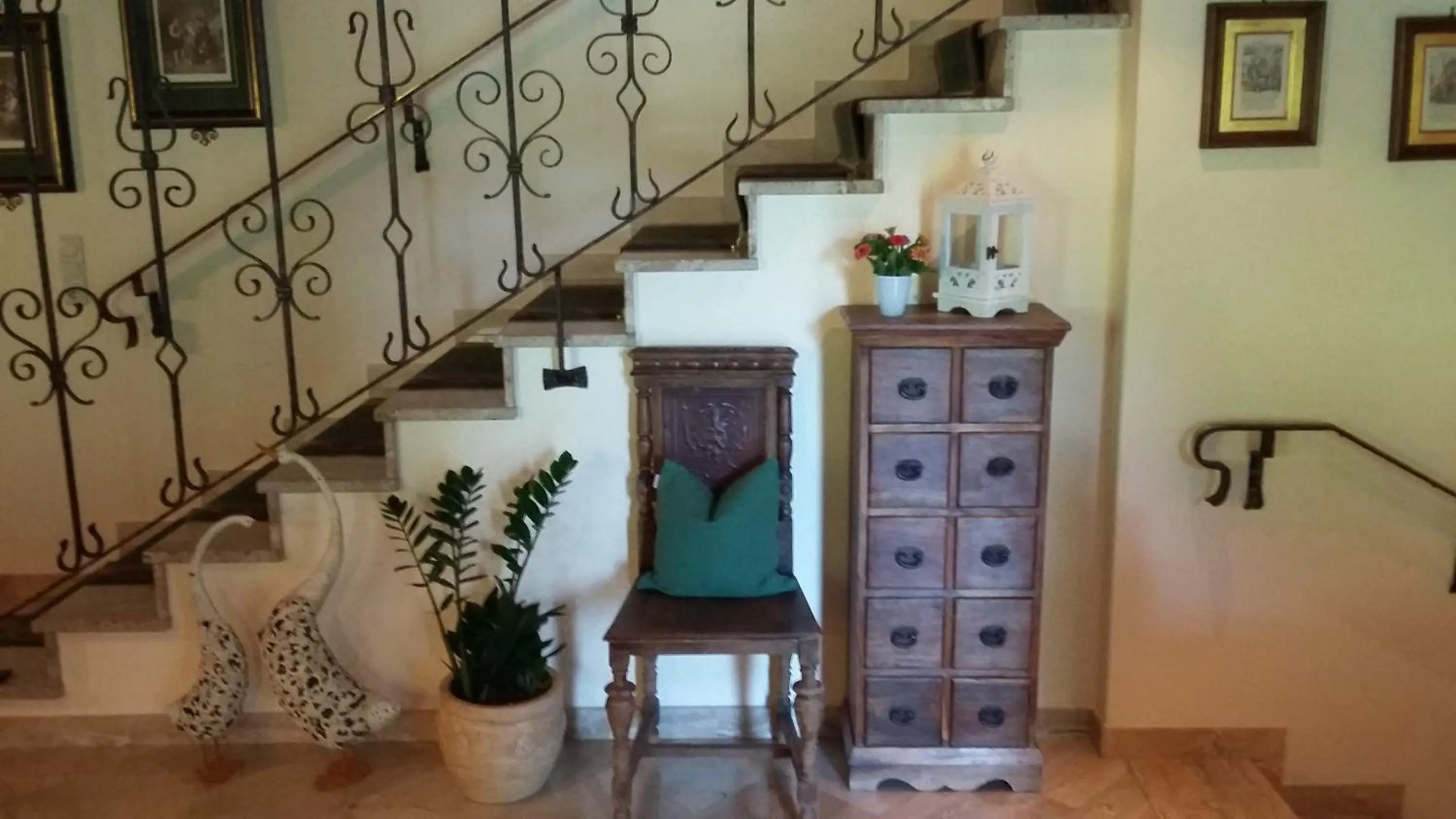 Decorative detail in Hotel Garni Erler