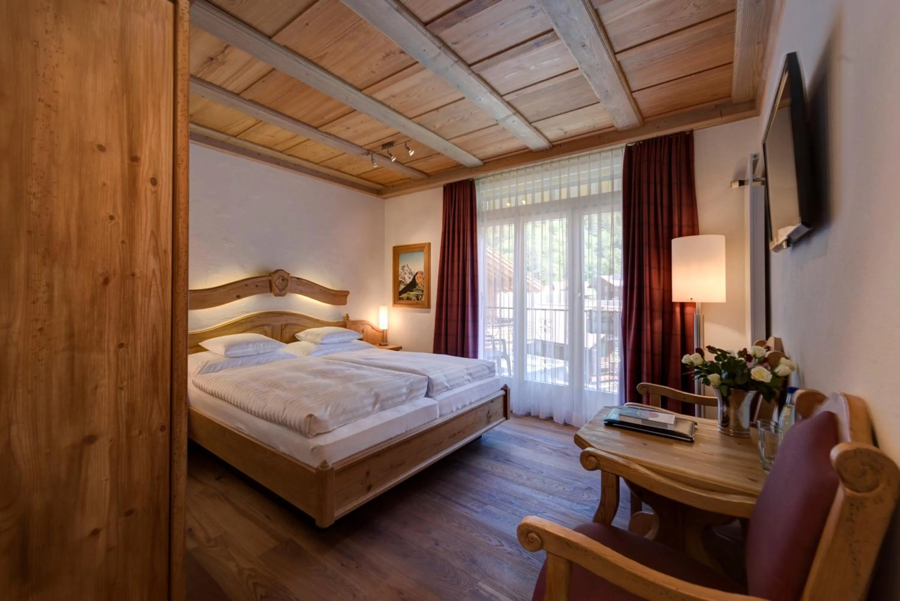 Bedroom, Bed in Hotel Schönegg