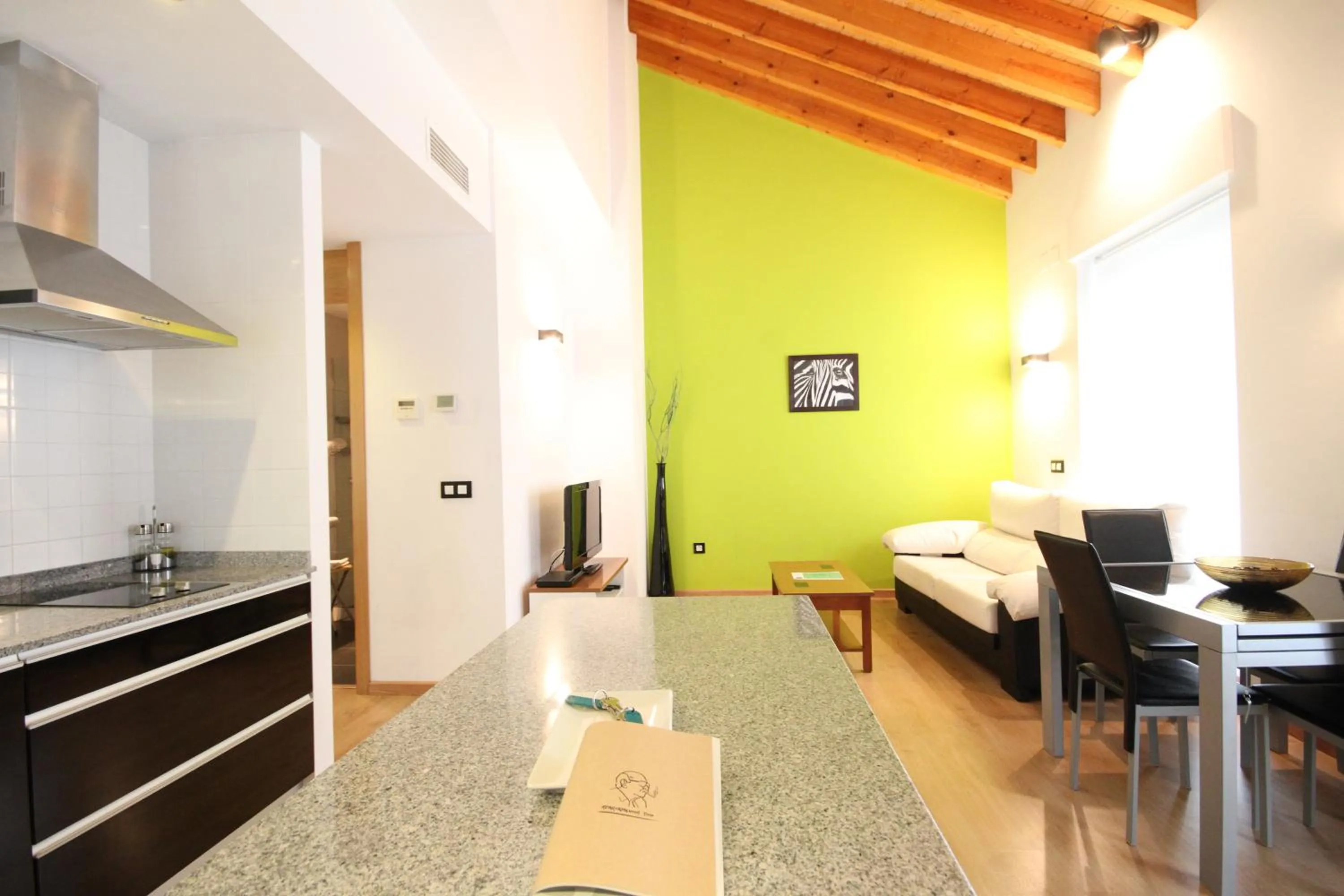 Apartamentos Tito San Agustin