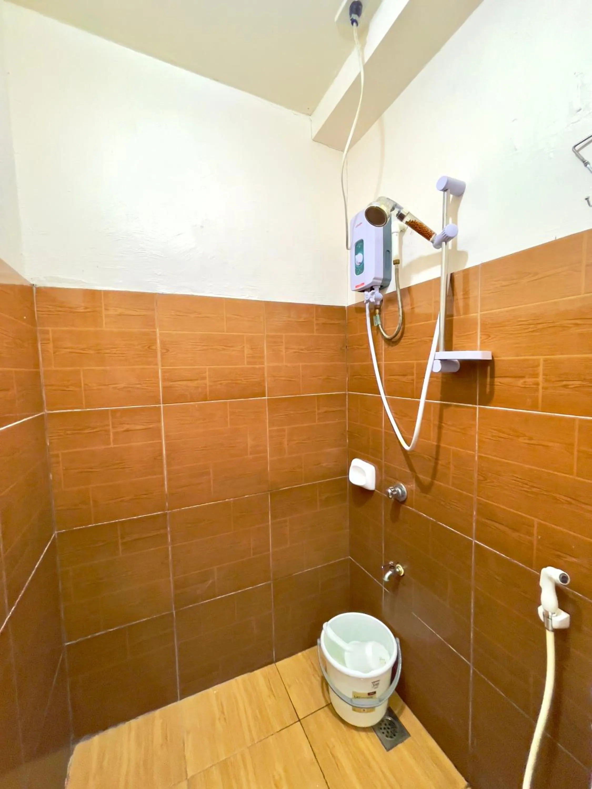 Andrew & Mary's Lodging House