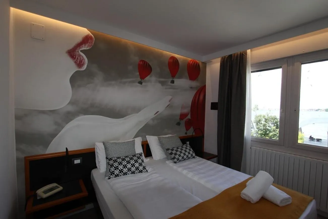 Bed in Hotel Belvedere