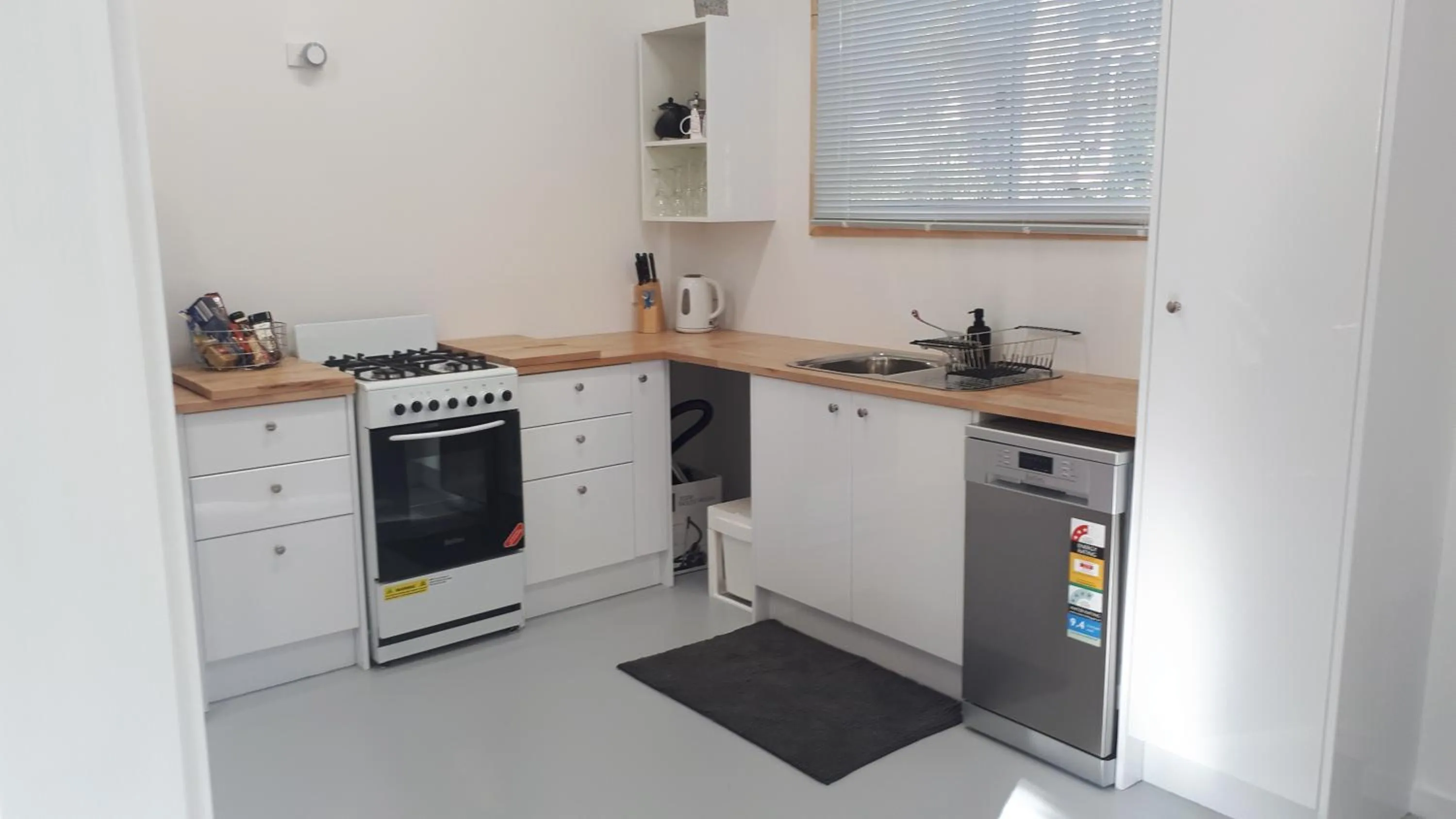Kitchen or kitchenette in Stay @ The Cube