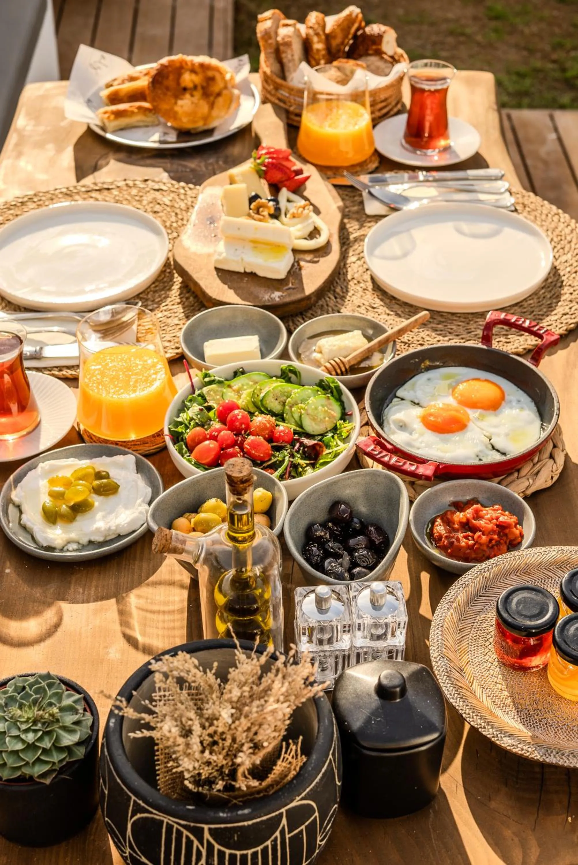 Restaurant/places to eat in Aleysim Alaçatı-Design Als