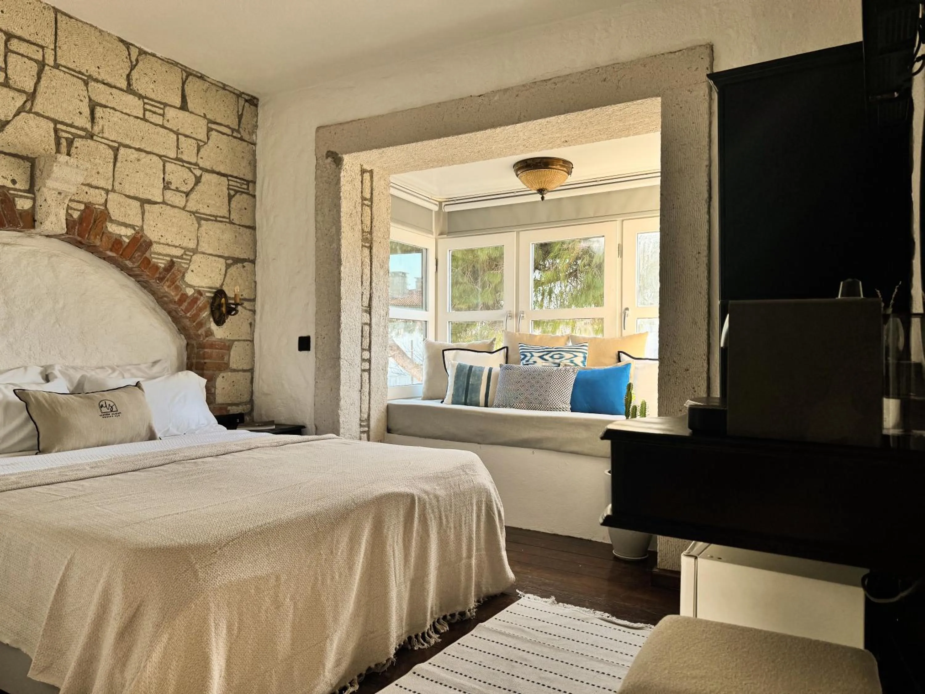 Photo of the whole room, Bed in Aleysim Alaçatı-Design Als