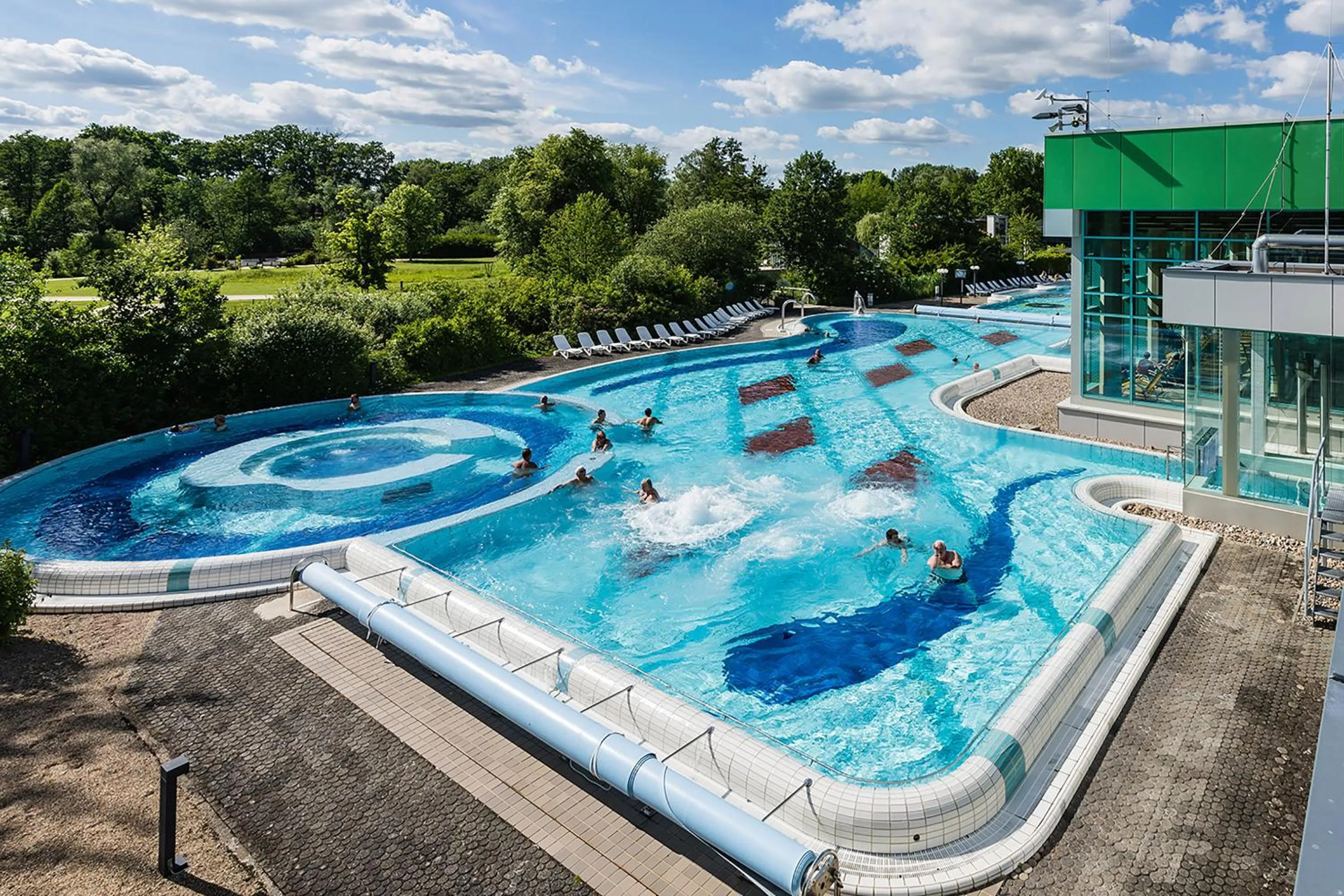 Hot Spring Bath in Haus Roseneck mit gratis Zugang zur Jod-Sole-Therme