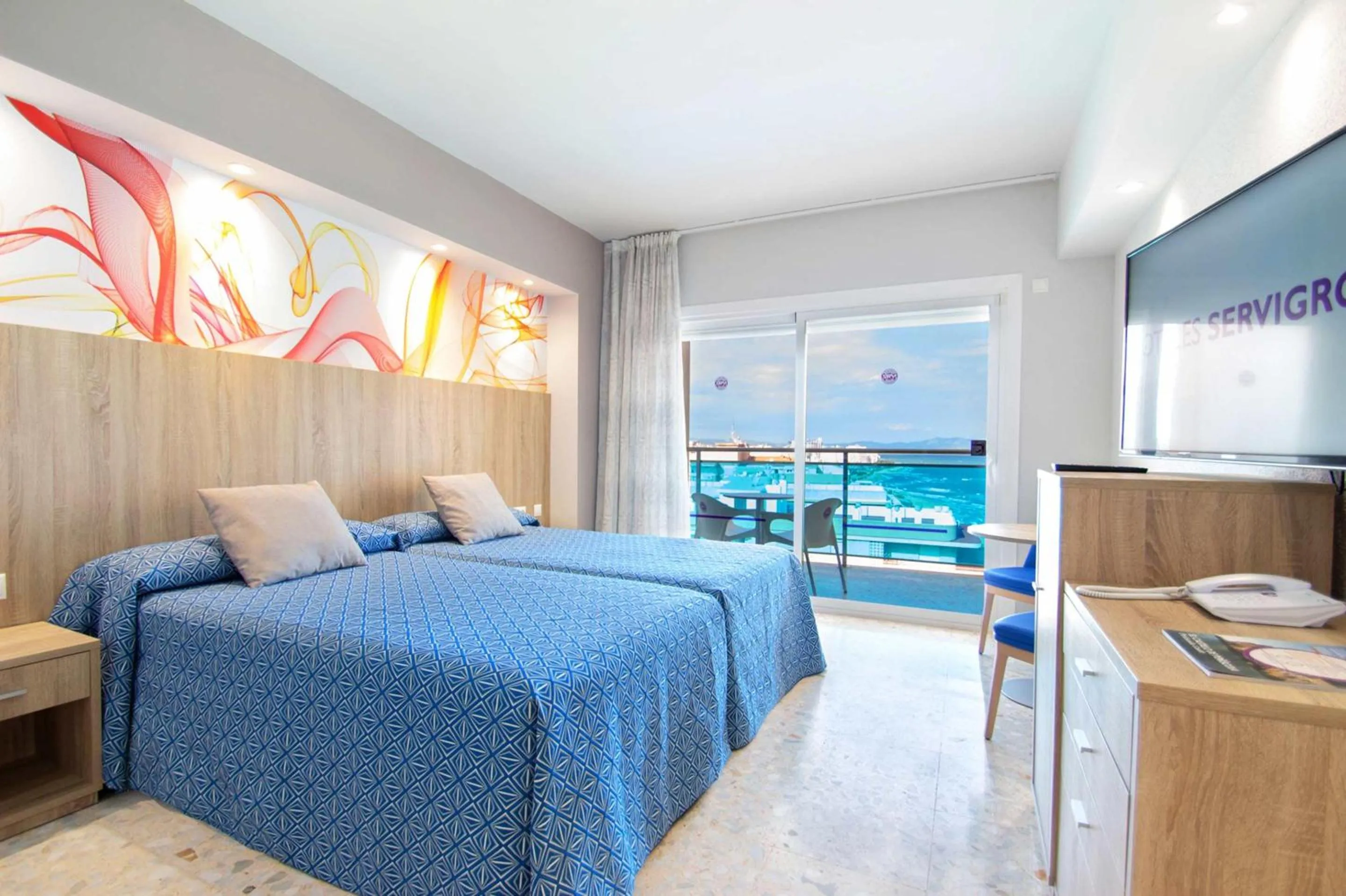 Photo of the whole room, Bed in Hotel Servigroup Koral Beach 4 Sup