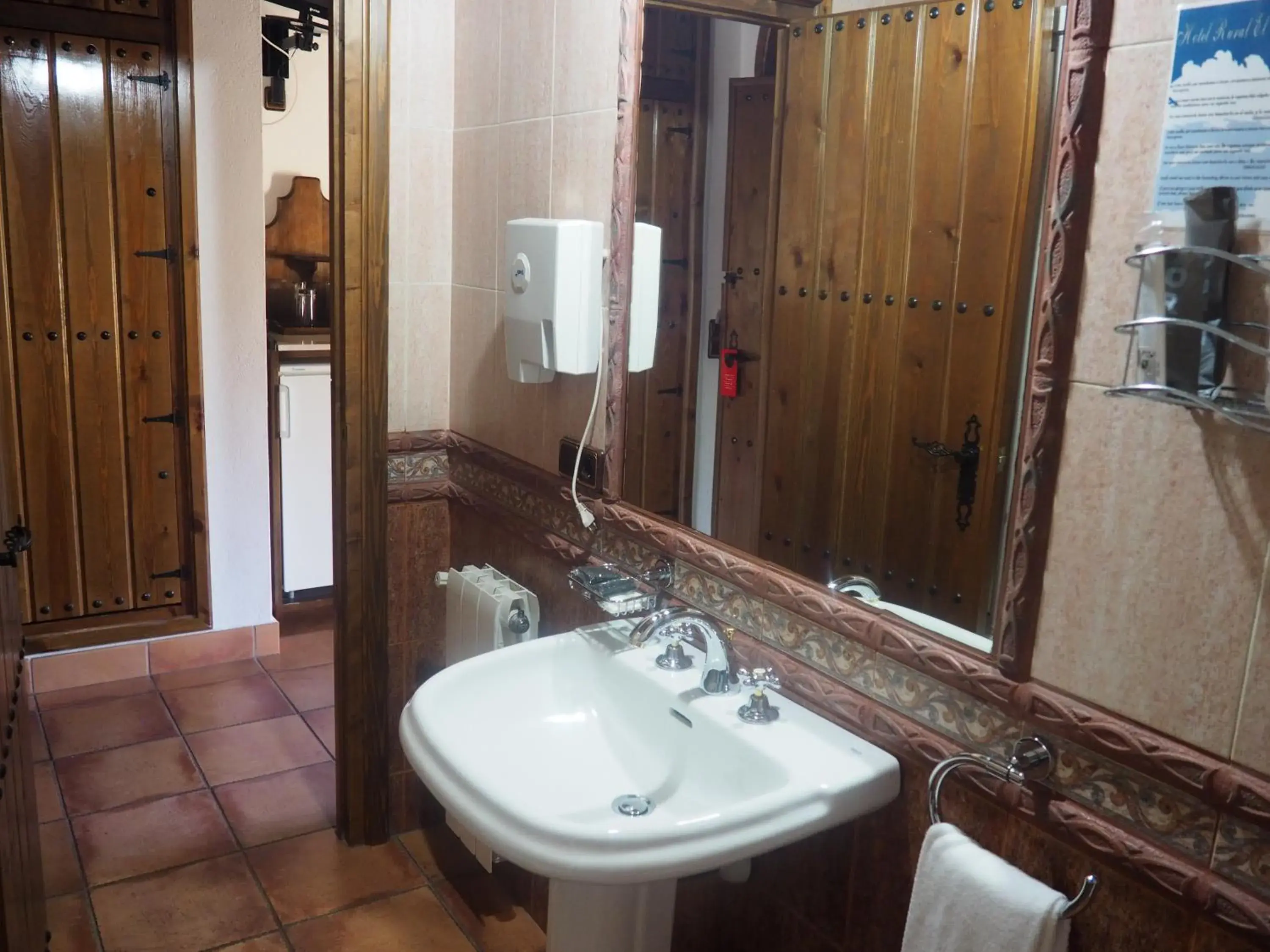 Standard Twin Room in Hotel Rural El Convento Standard Twin Room in Hotel Rural El Convento