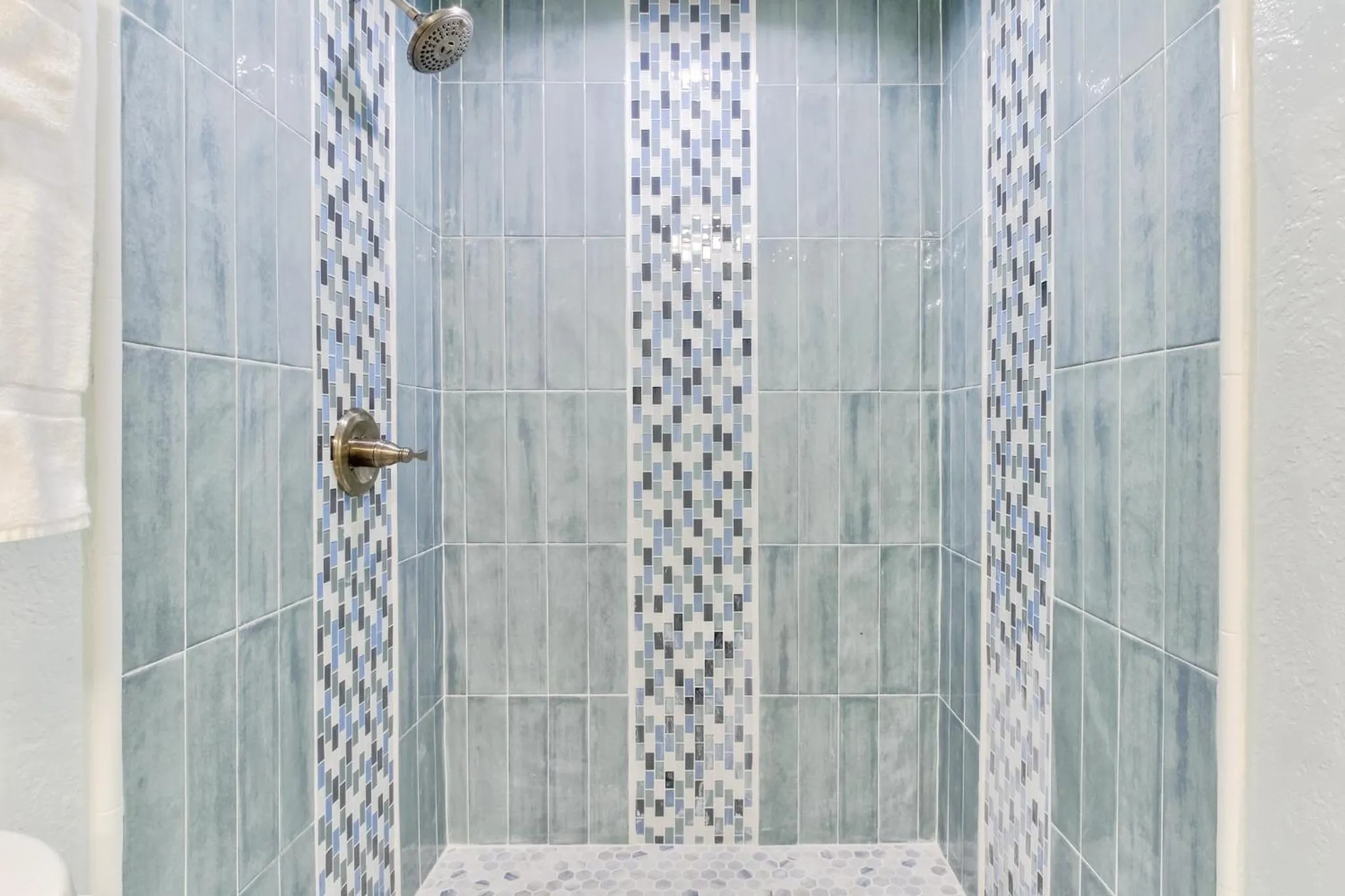 Shower in Pirates Pointe Resort