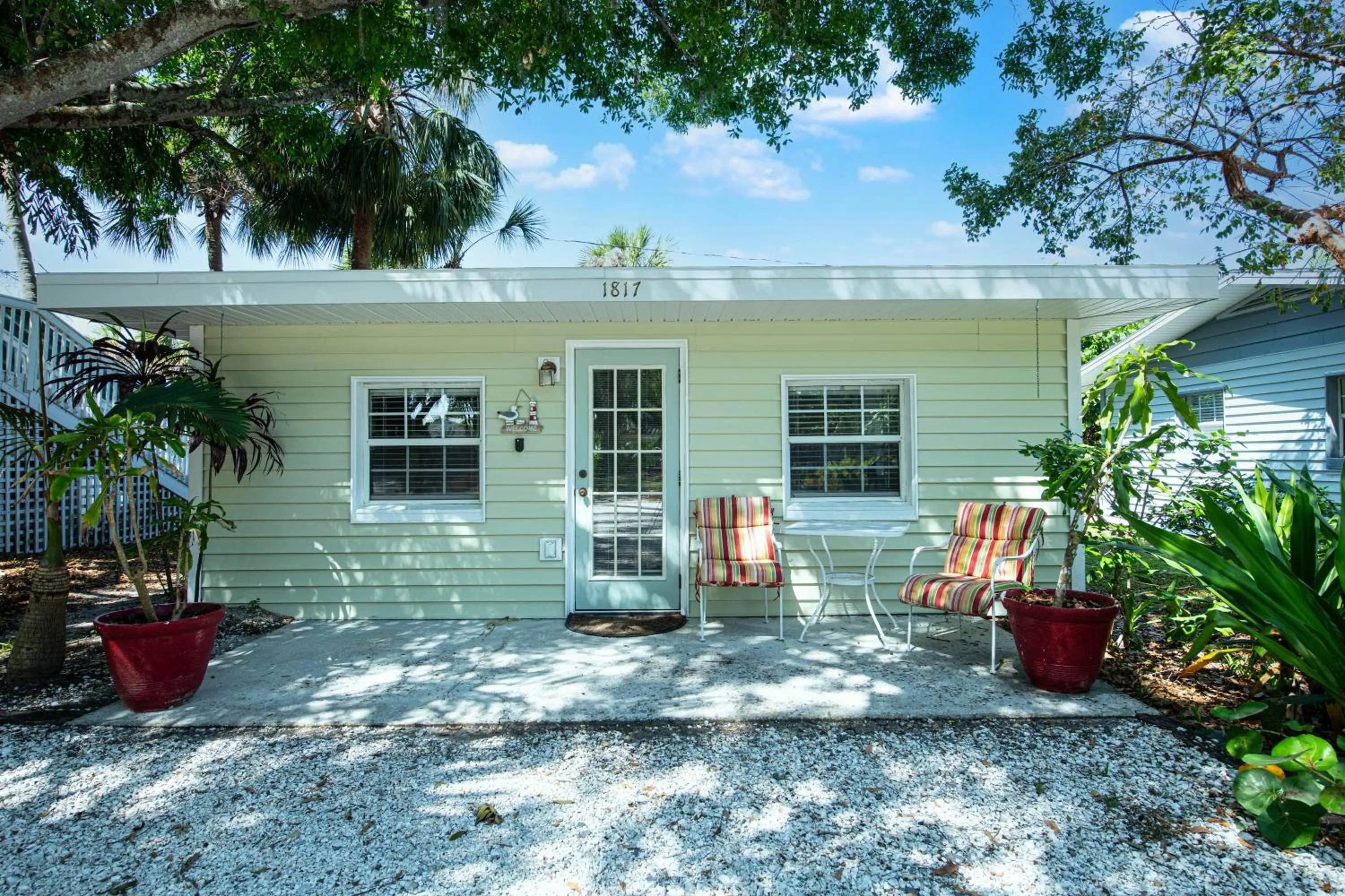 Property building in Pirates Pointe Resort