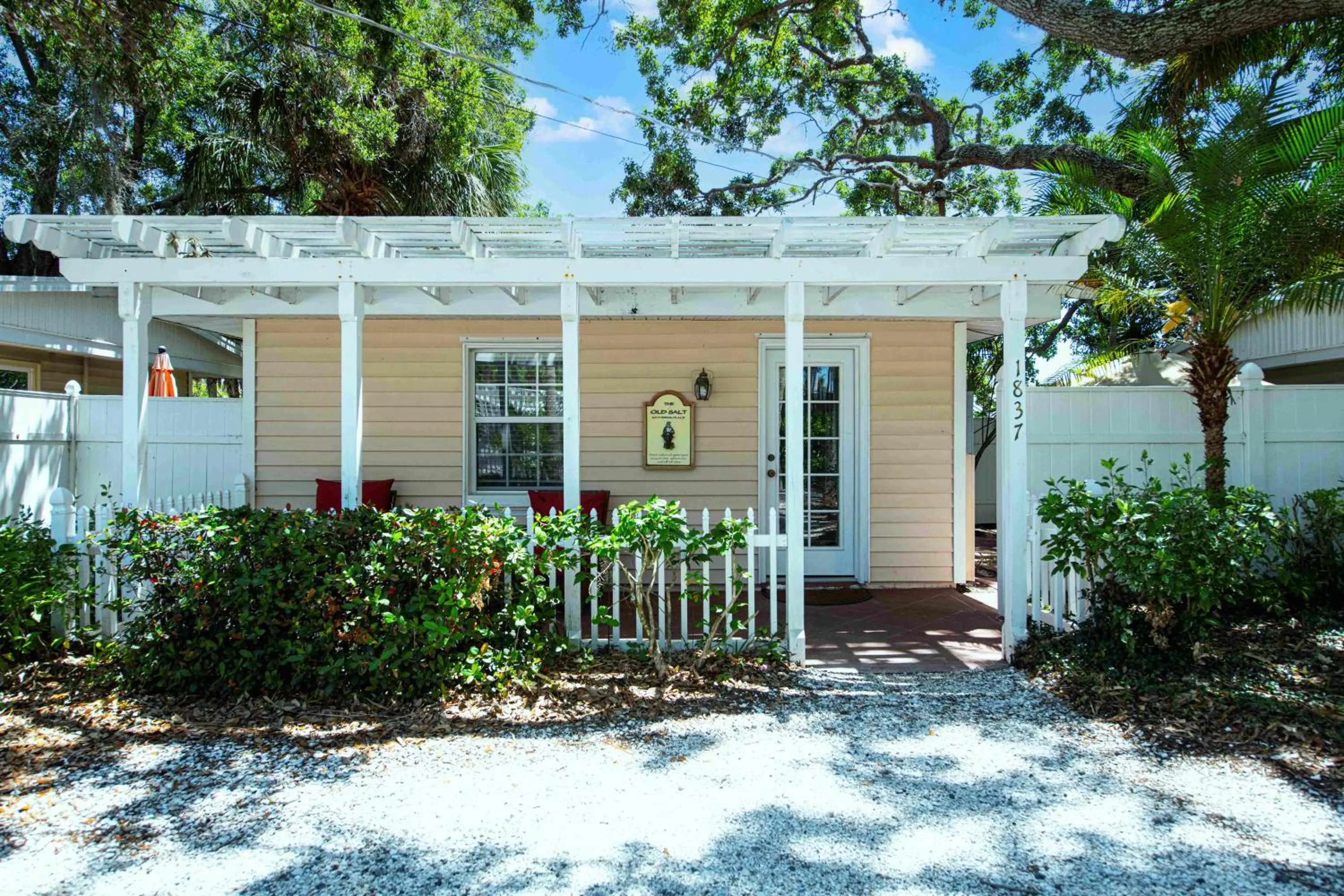 Property building in Pirates Pointe Resort