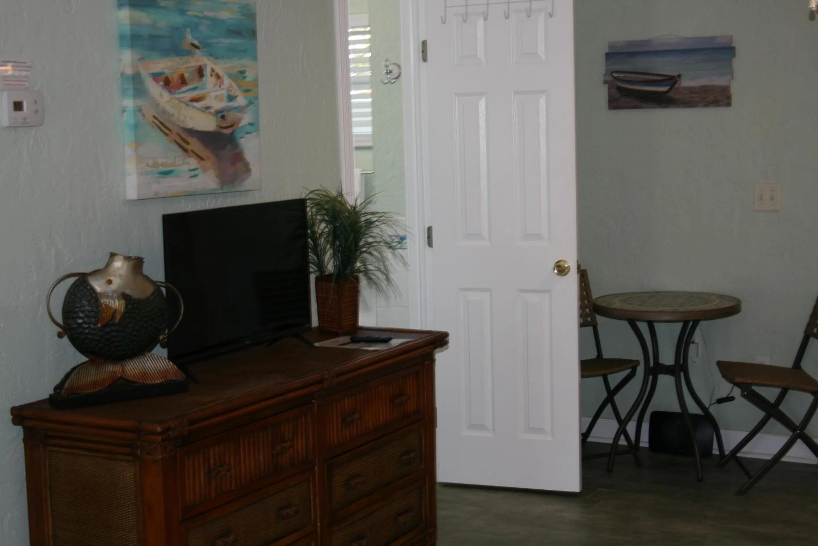 TV and multimedia in Pirates Pointe Resort