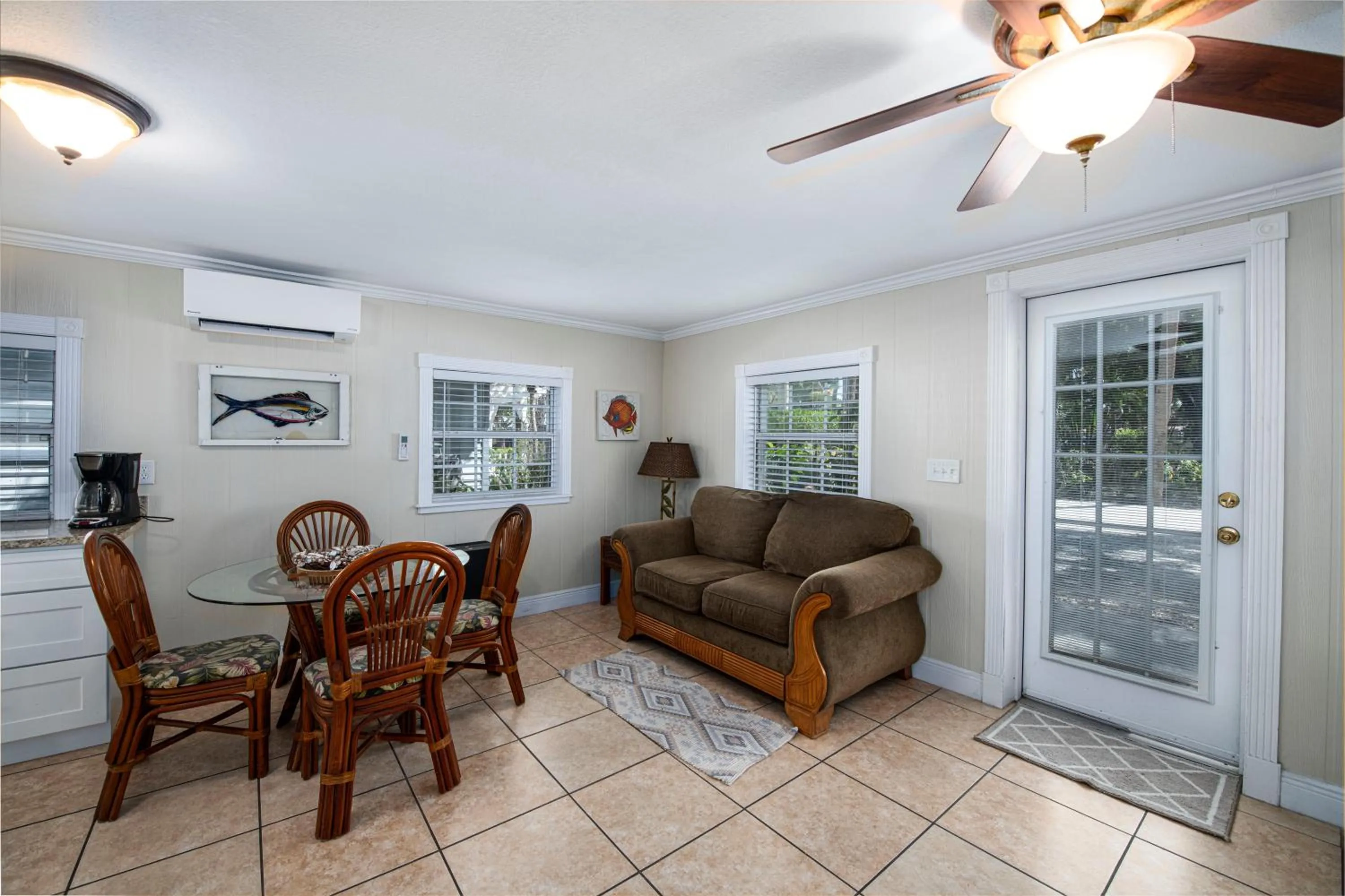 Living room in Pirates Pointe Resort