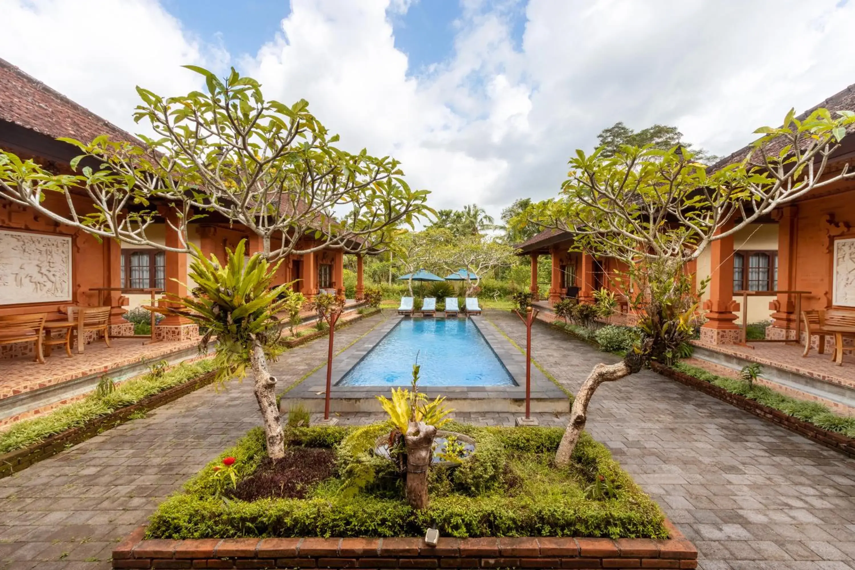 Pool view in Bon Nyuh Bungalows Pool view in Bon Nyuh Bungalows