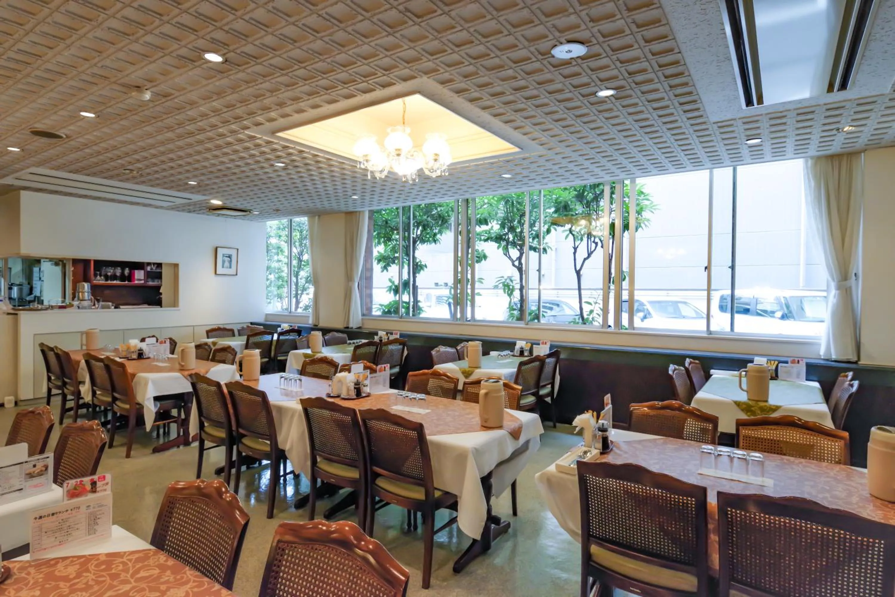 Restaurant/places to eat in Reisenkaku Hotel Ekimae