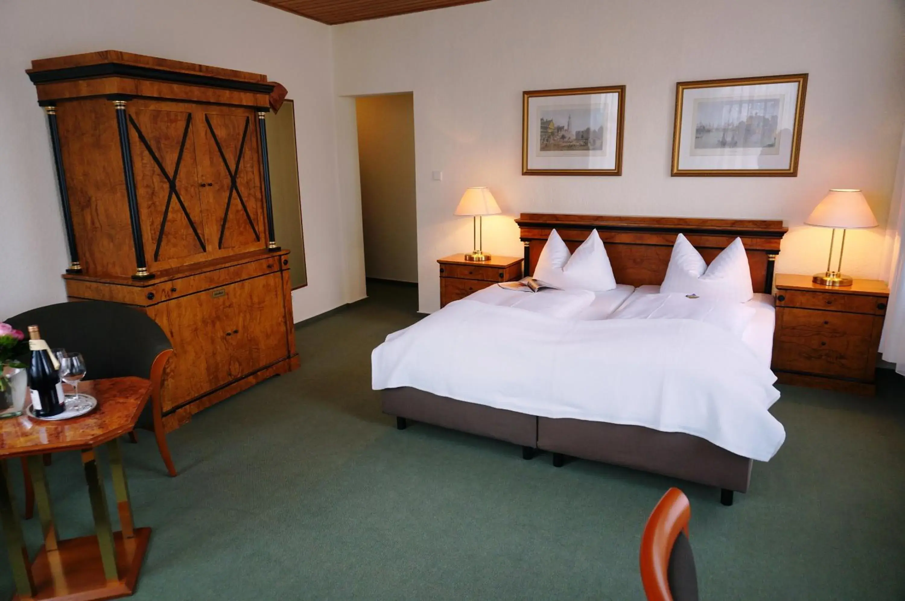 Comfort Double Room - single occupancy in Hotel Goldener Anker Comfort Double Room - single occupancy in Hotel Goldener Anker