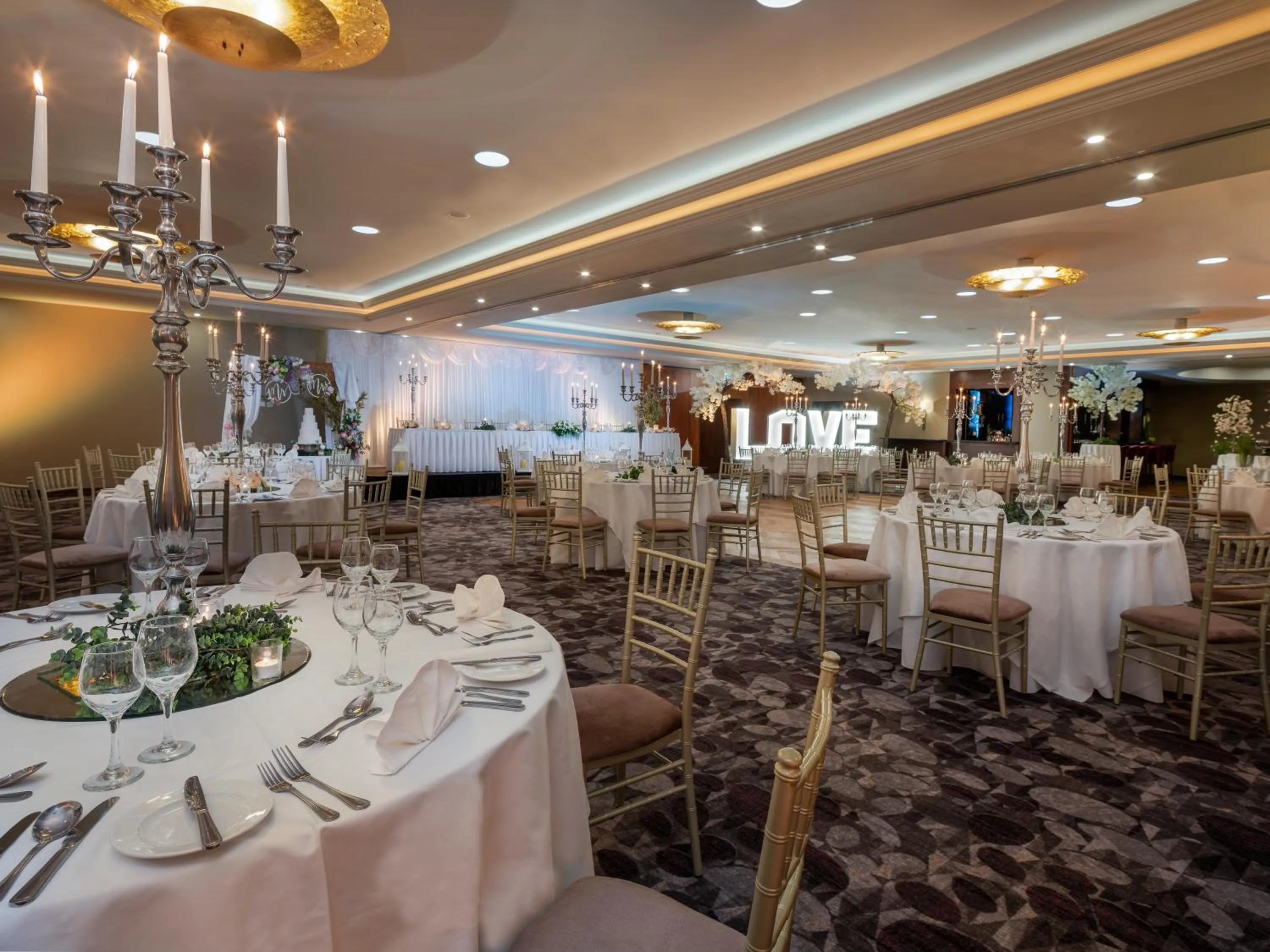 wedding in Athlone Springs Hotel