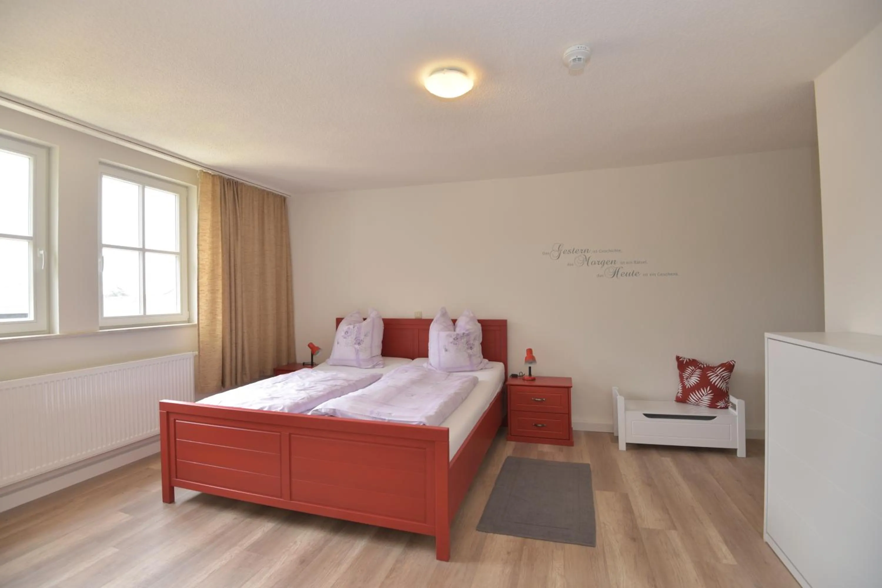 Photo of the whole room, Bed in Parkhotel Ebersdorf