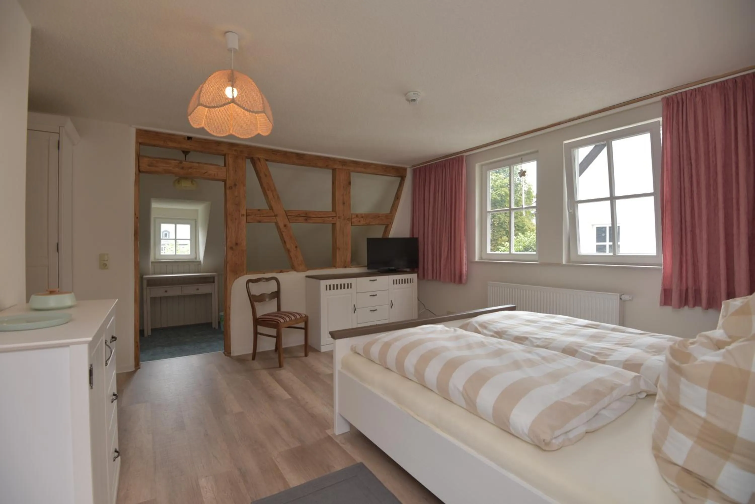 Photo of the whole room, Bed in Parkhotel Ebersdorf