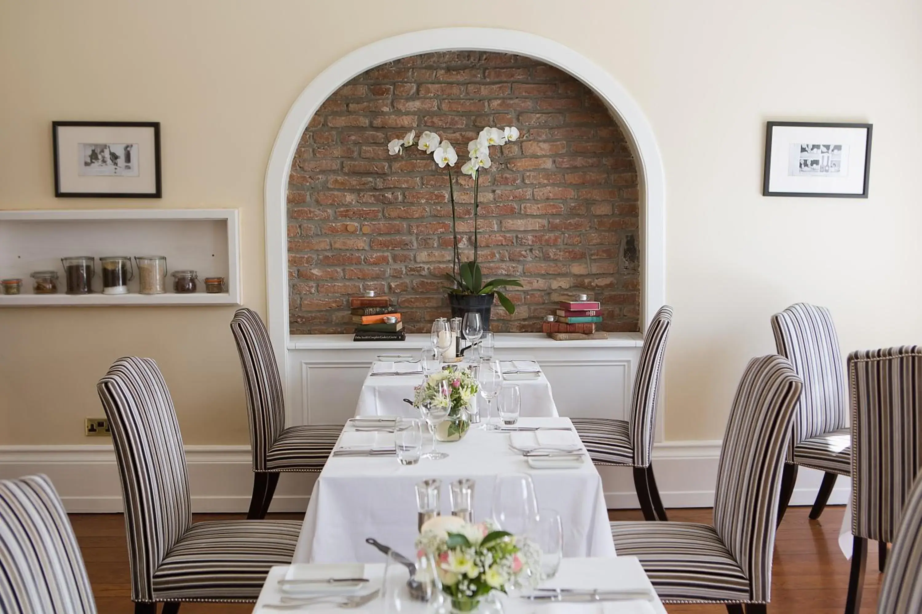 Restaurant/places to eat in The Lodge at Ashford Castle Restaurant/places to eat in The Lodge at Ashford Castle