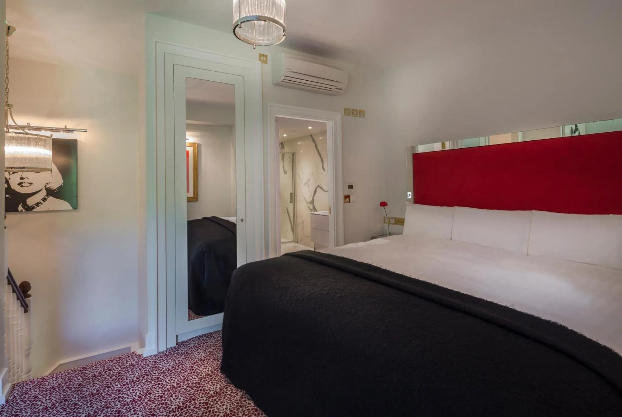 Bedroom, Bed in The Lodge at Ashford Castle