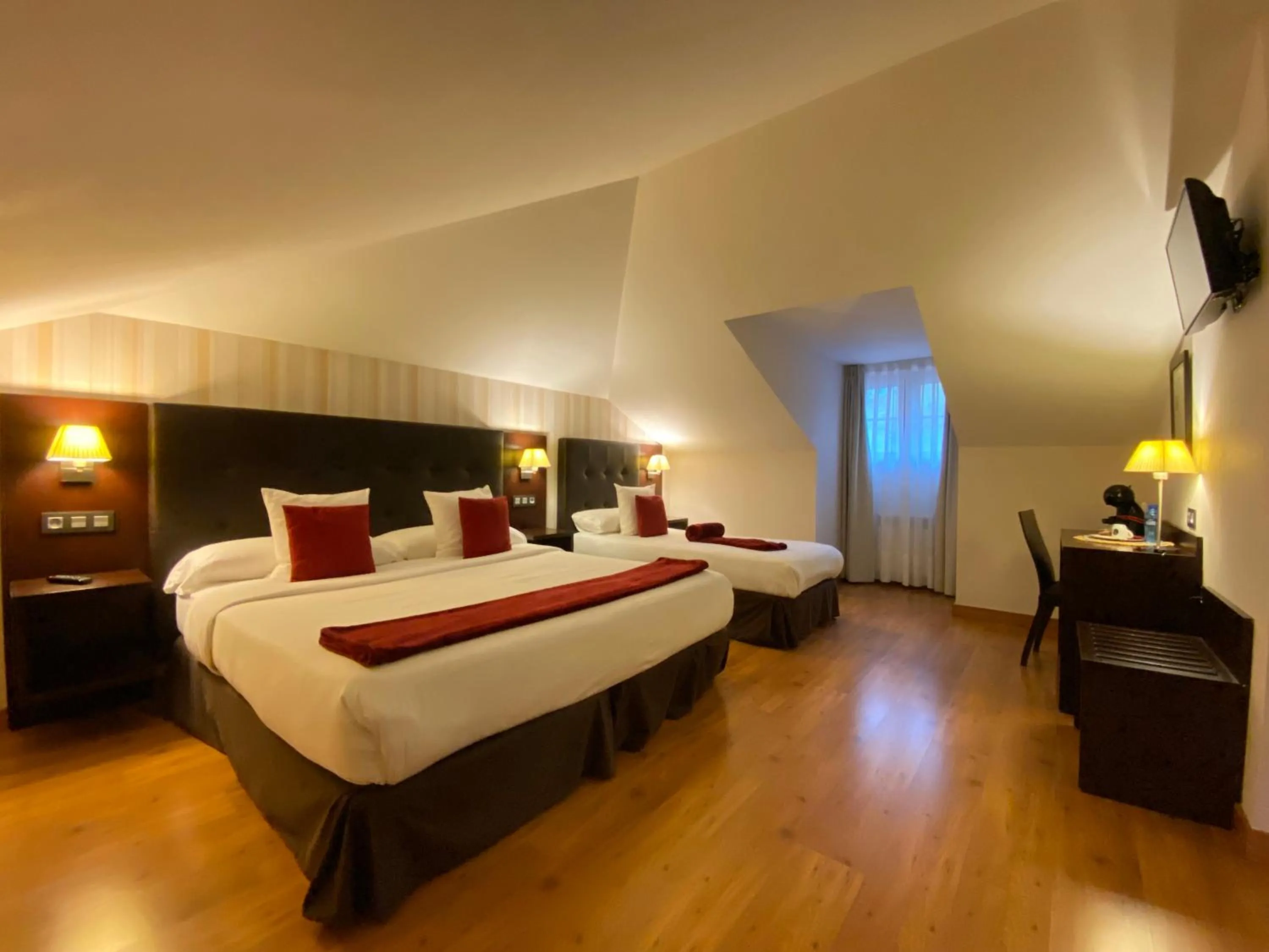 Bed in Hotel Rural - El Rincón de Don Pelayo