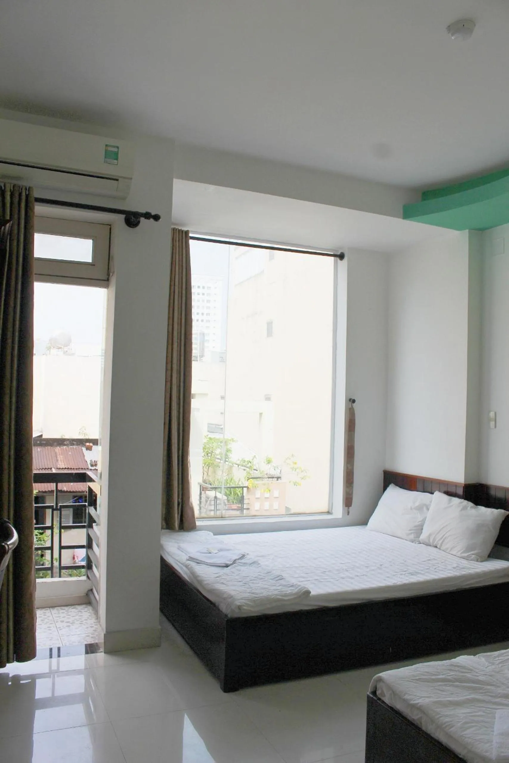 Street view, Bed in Mai Guest House