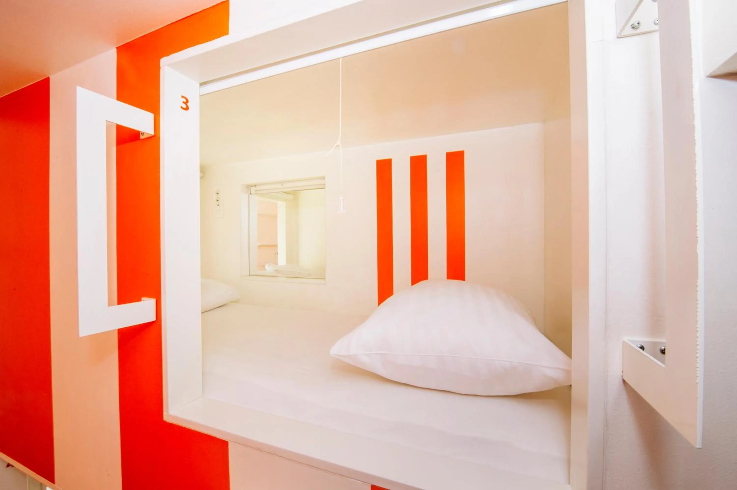 bunk bed, Bed in Boutique Hostel Forum