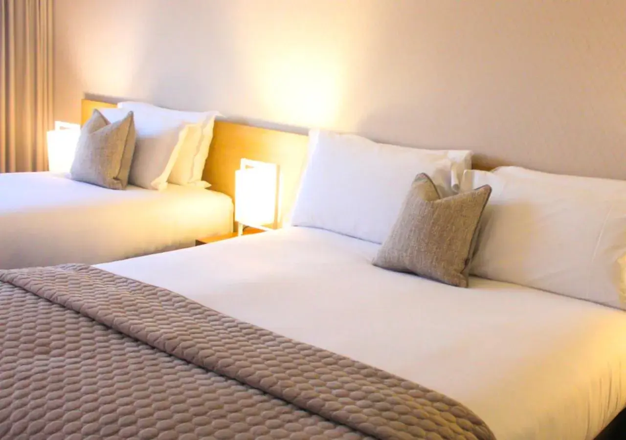 Deluxe Twin Room in Louis Fitzgerald Hotel Deluxe Twin Room in Louis Fitzgerald Hotel