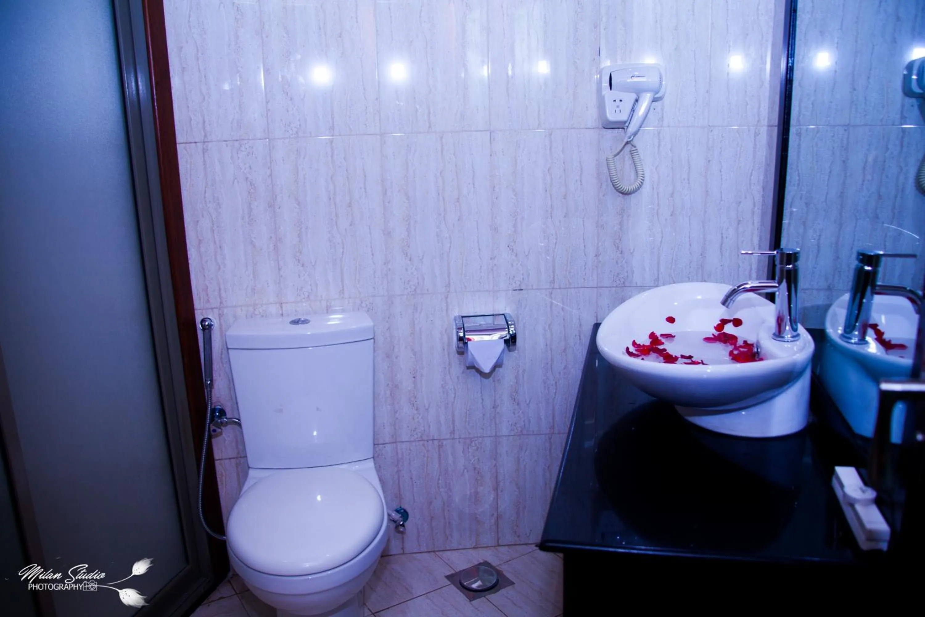Bathroom in Fun Retreat Resort, Hotel and Ayurveda Spa