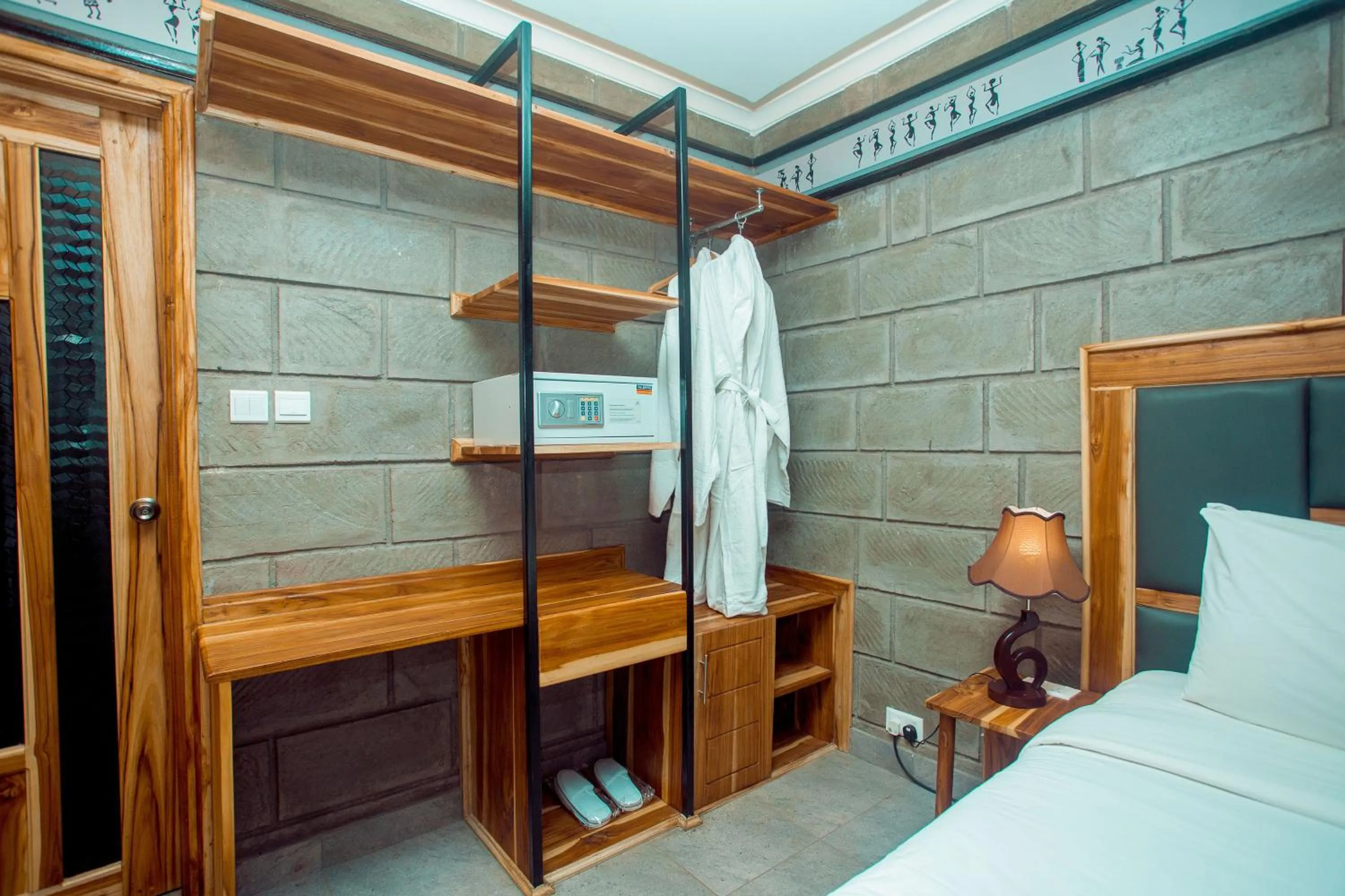 Bed in Fun Retreat Resort, Hotel and Ayurveda Spa