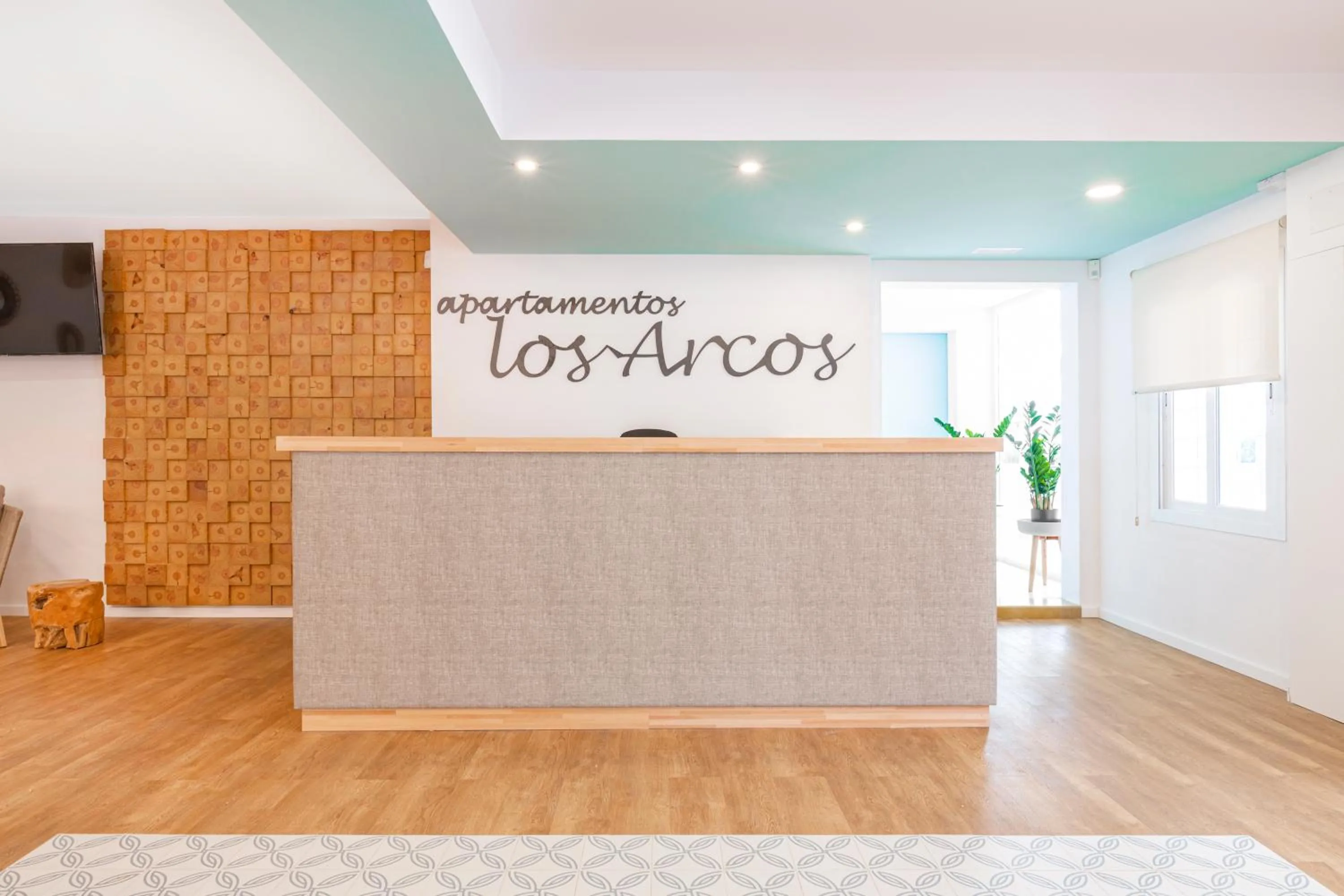 Lobby or reception in Apartamentos Los Arcos