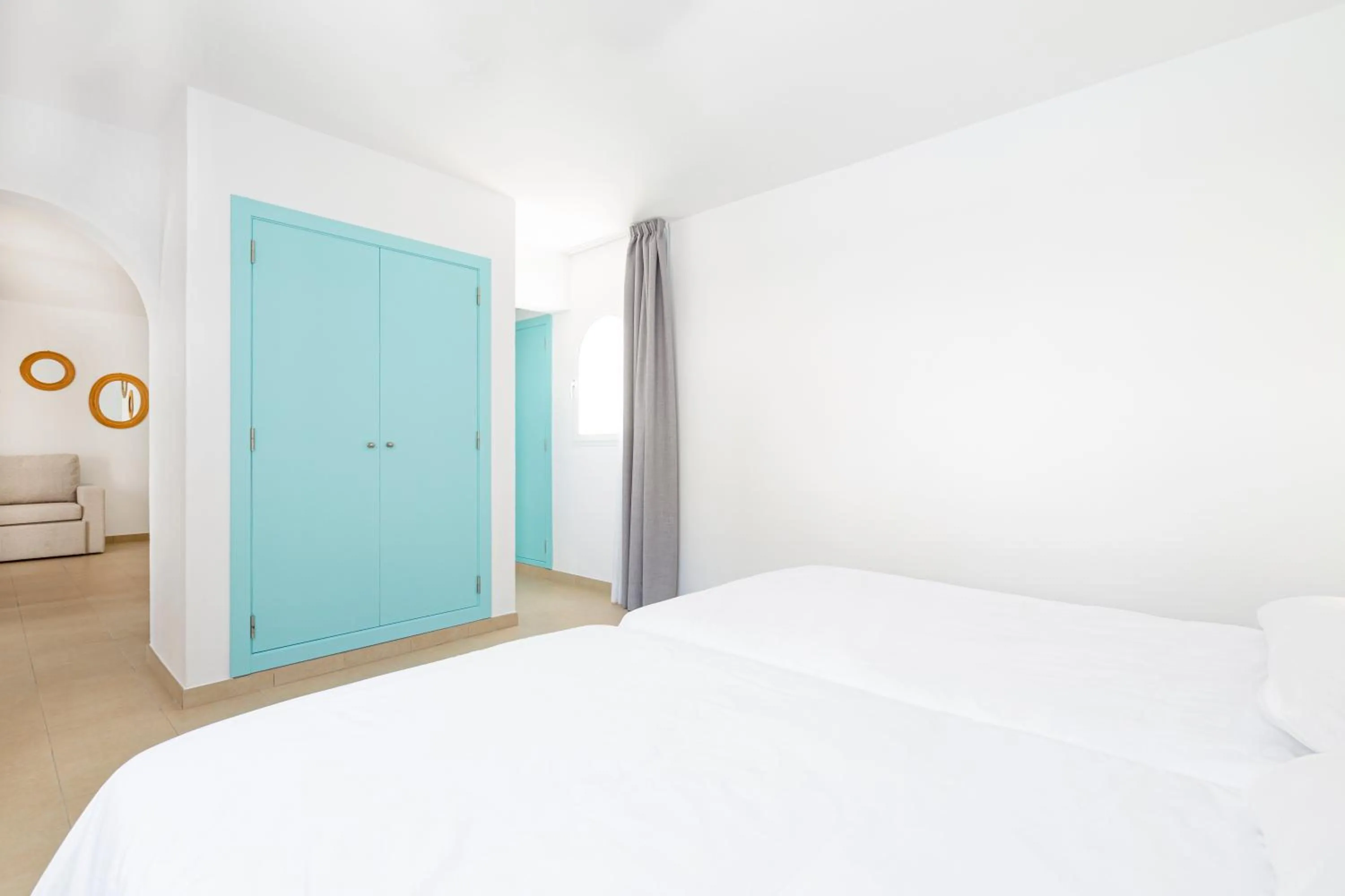 Bedroom, Bed in Apartamentos Los Arcos