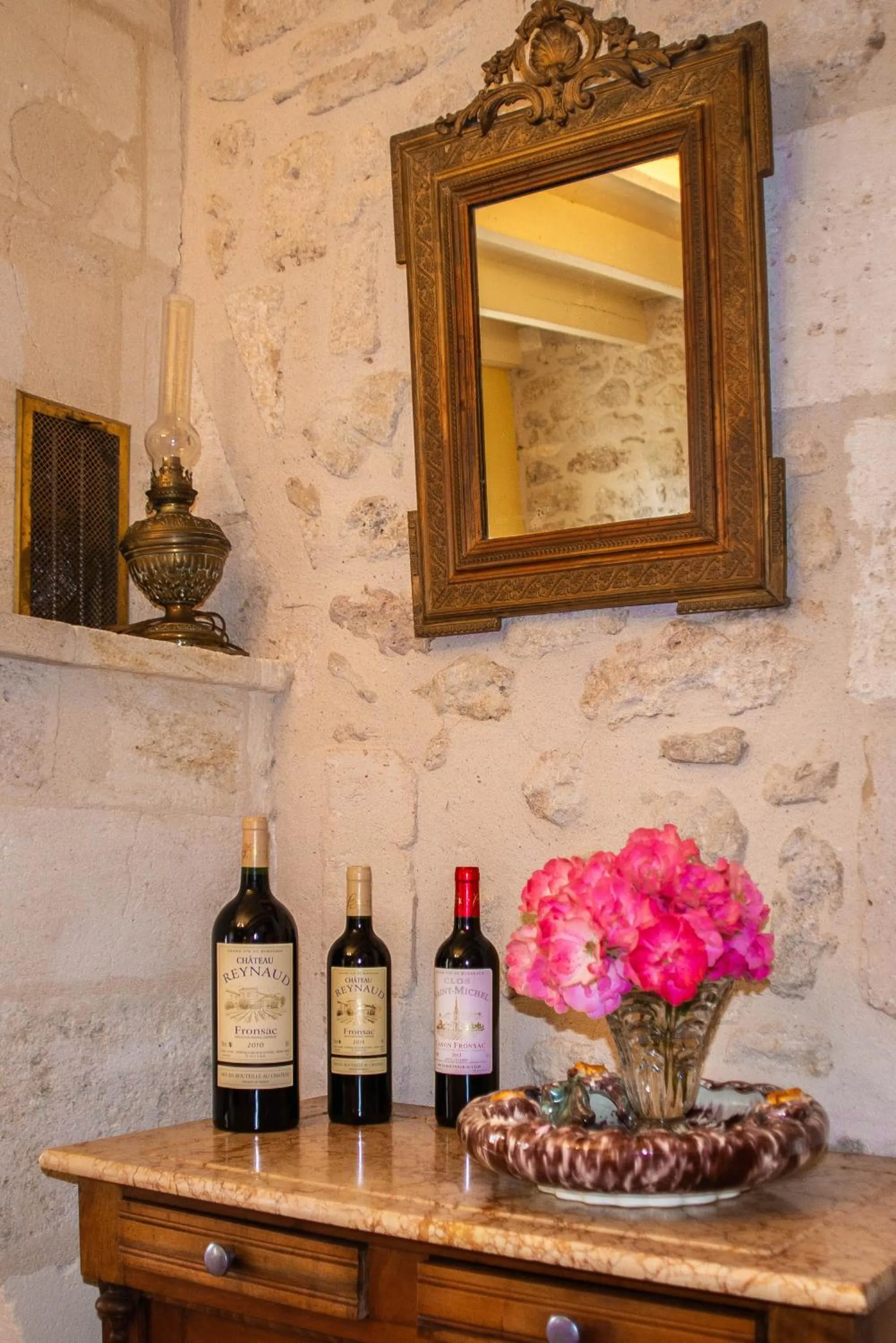 Lobby or reception in La Closerie de Fronsac