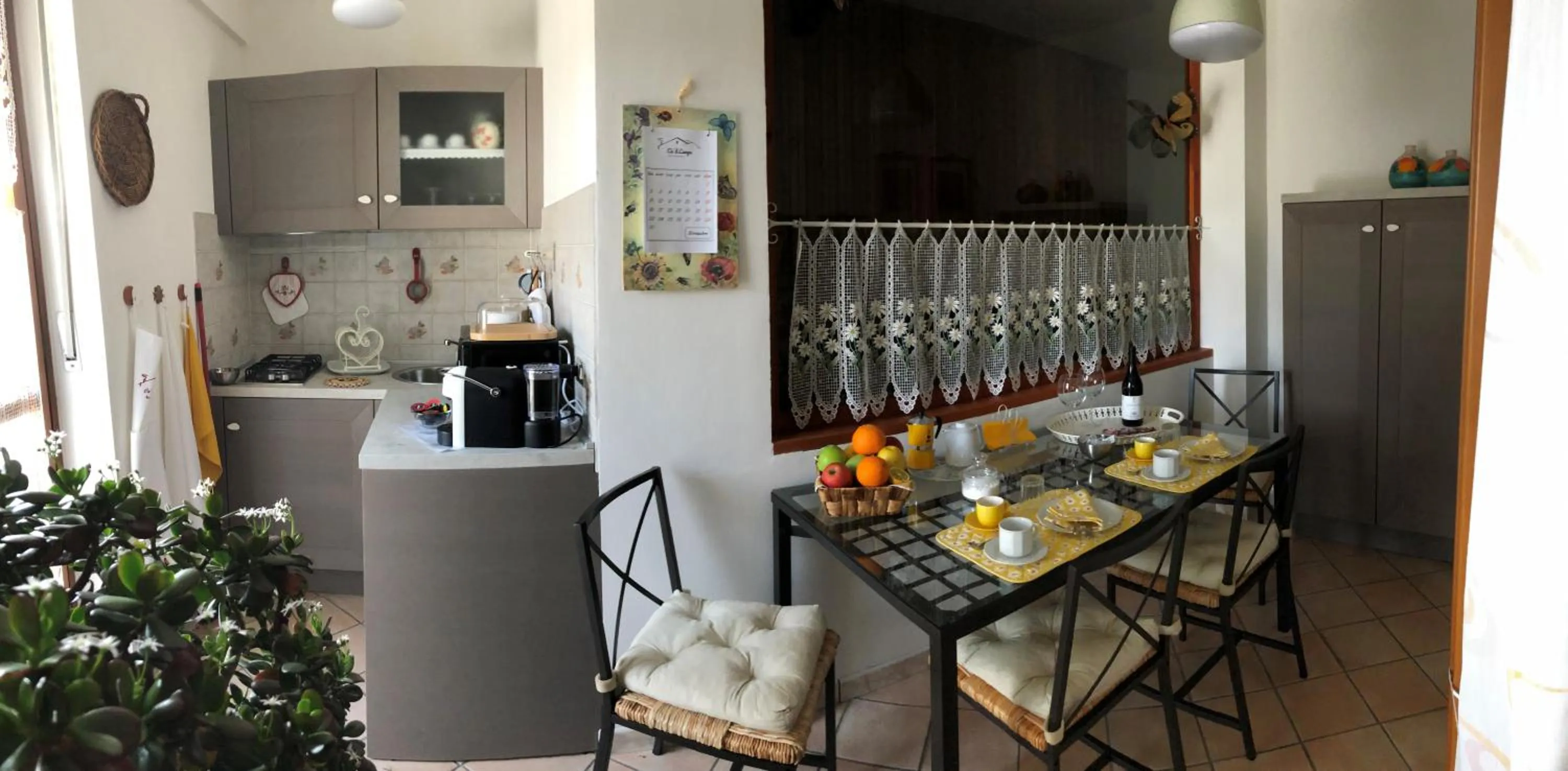 Kitchen or kitchenette in Cà 'd Langa B&B