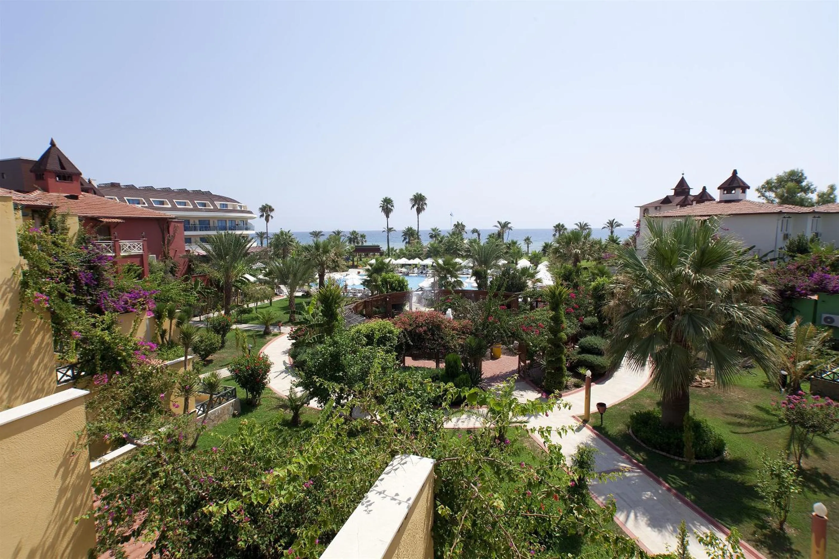 Day in Saphir Hotel & Villas