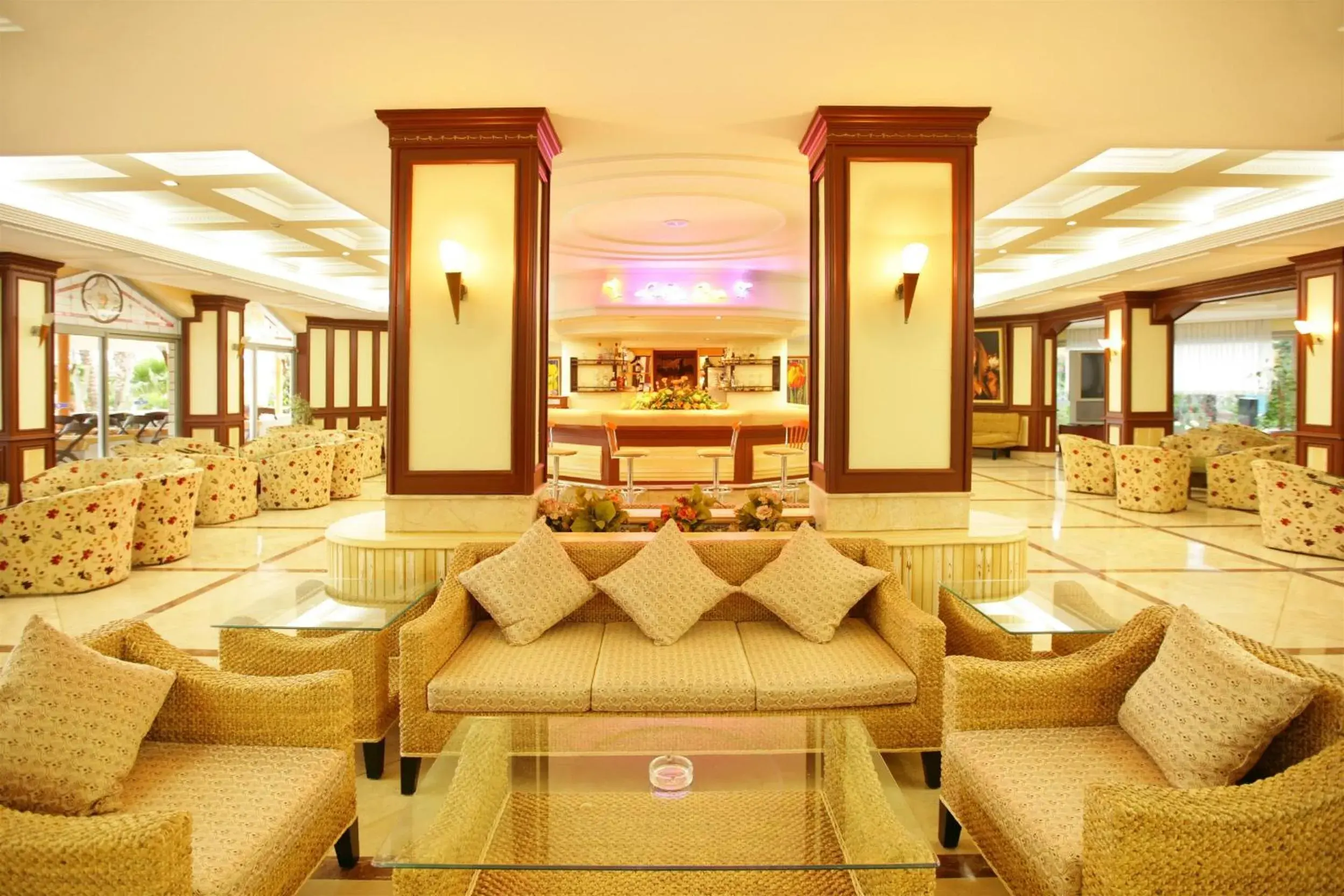 Lobby or reception in Saphir Hotel & Villas