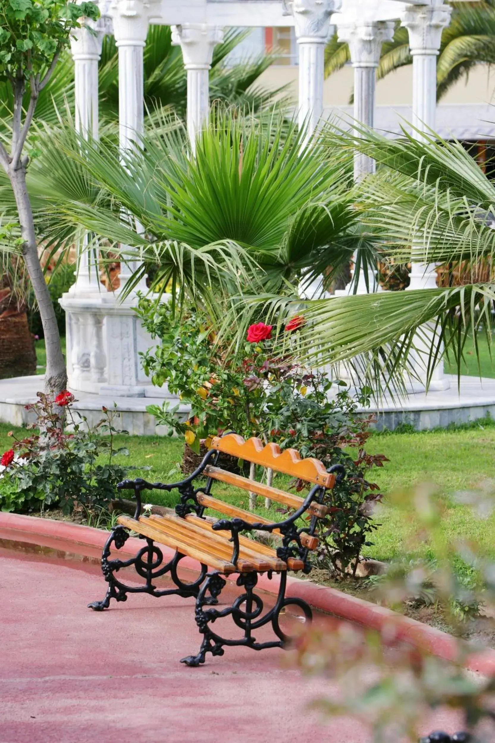 Garden in Saphir Hotel & Villas