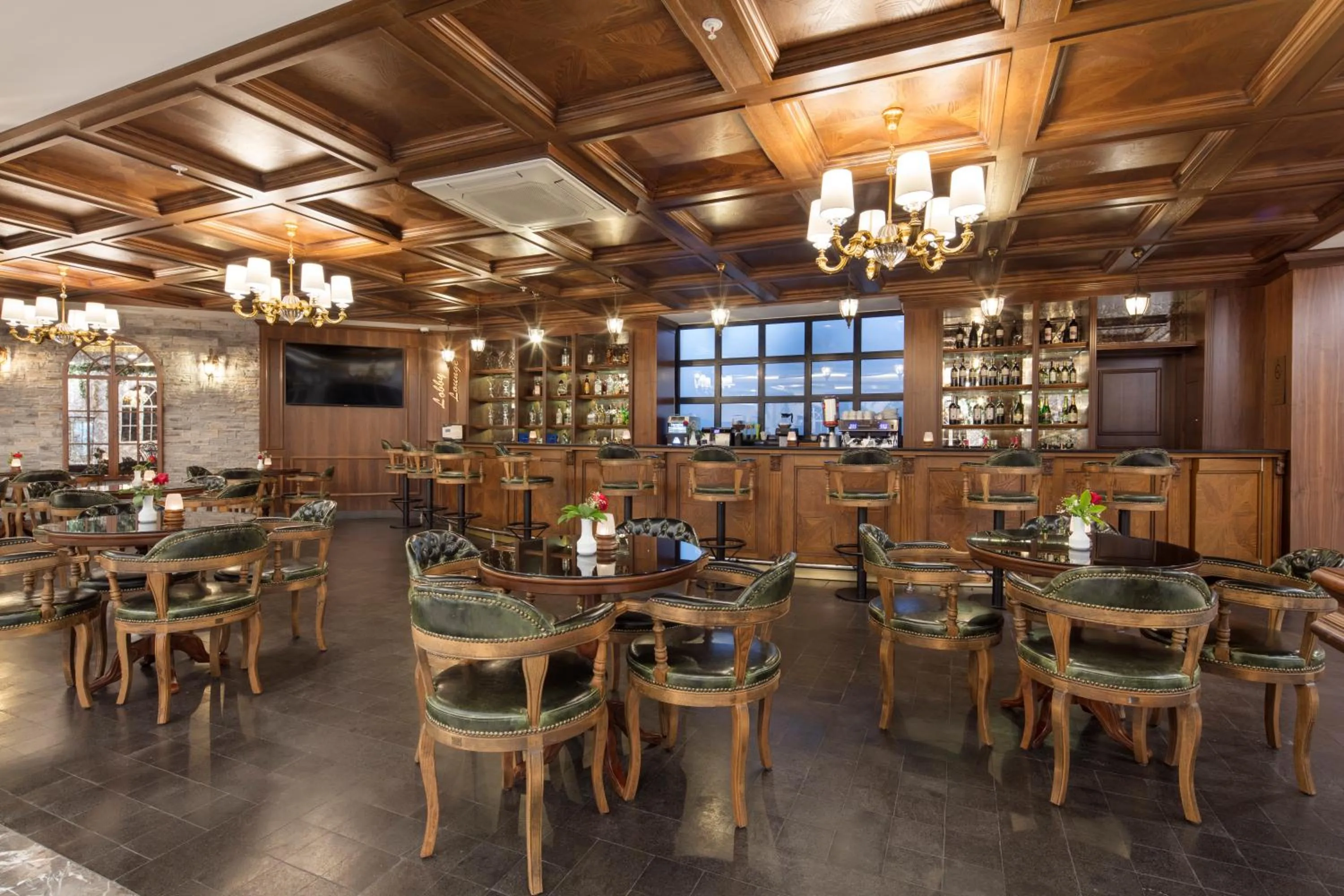 Lounge or bar in Saphir Hotel & Villas