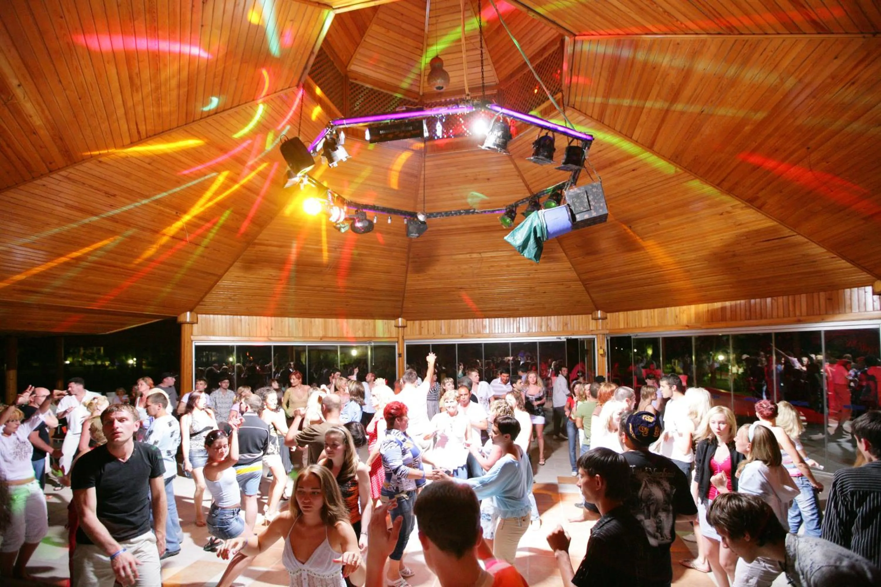 Lounge or bar in Saphir Hotel & Villas