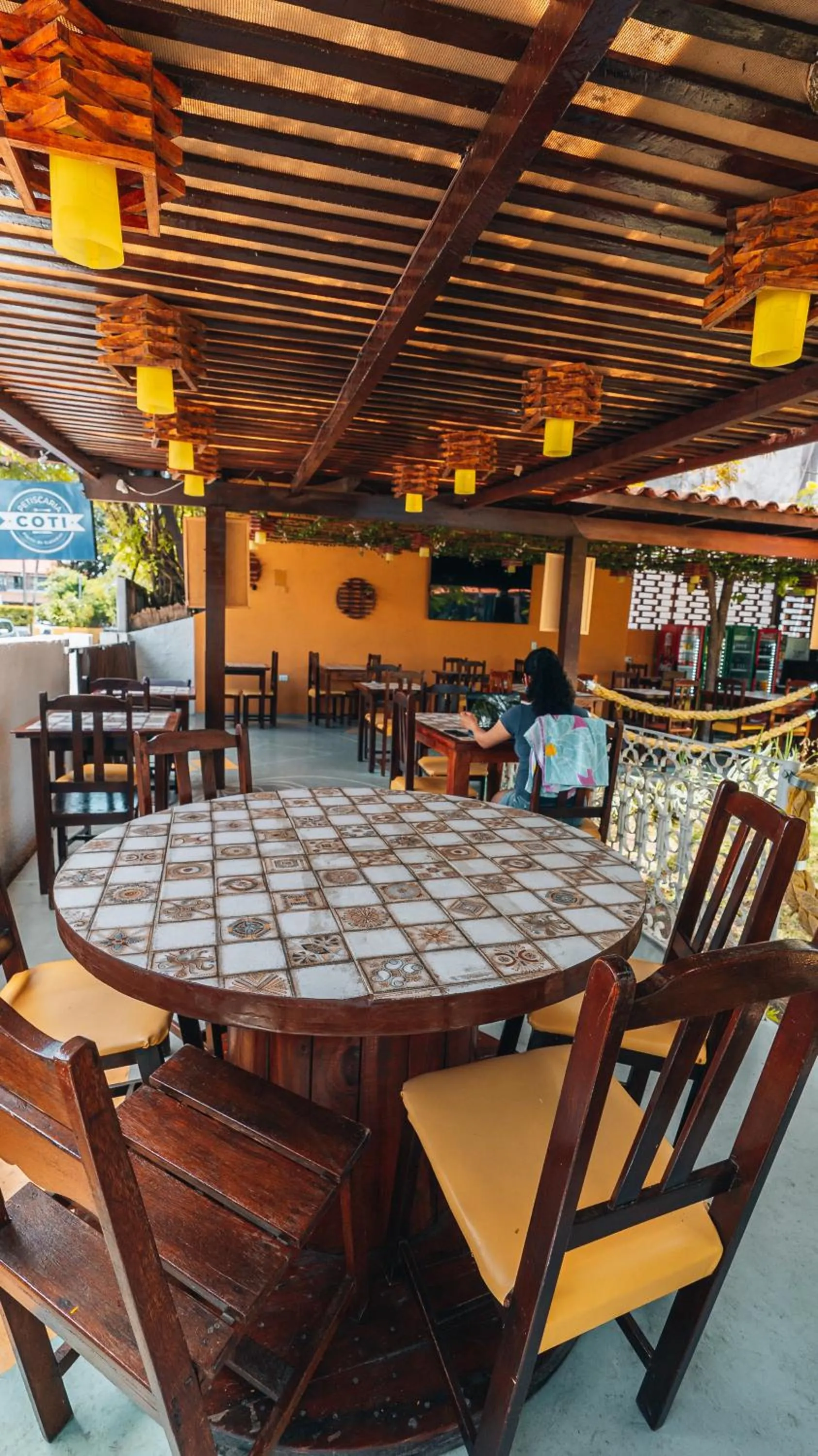 Restaurant/places to eat in Pousada São Jorge