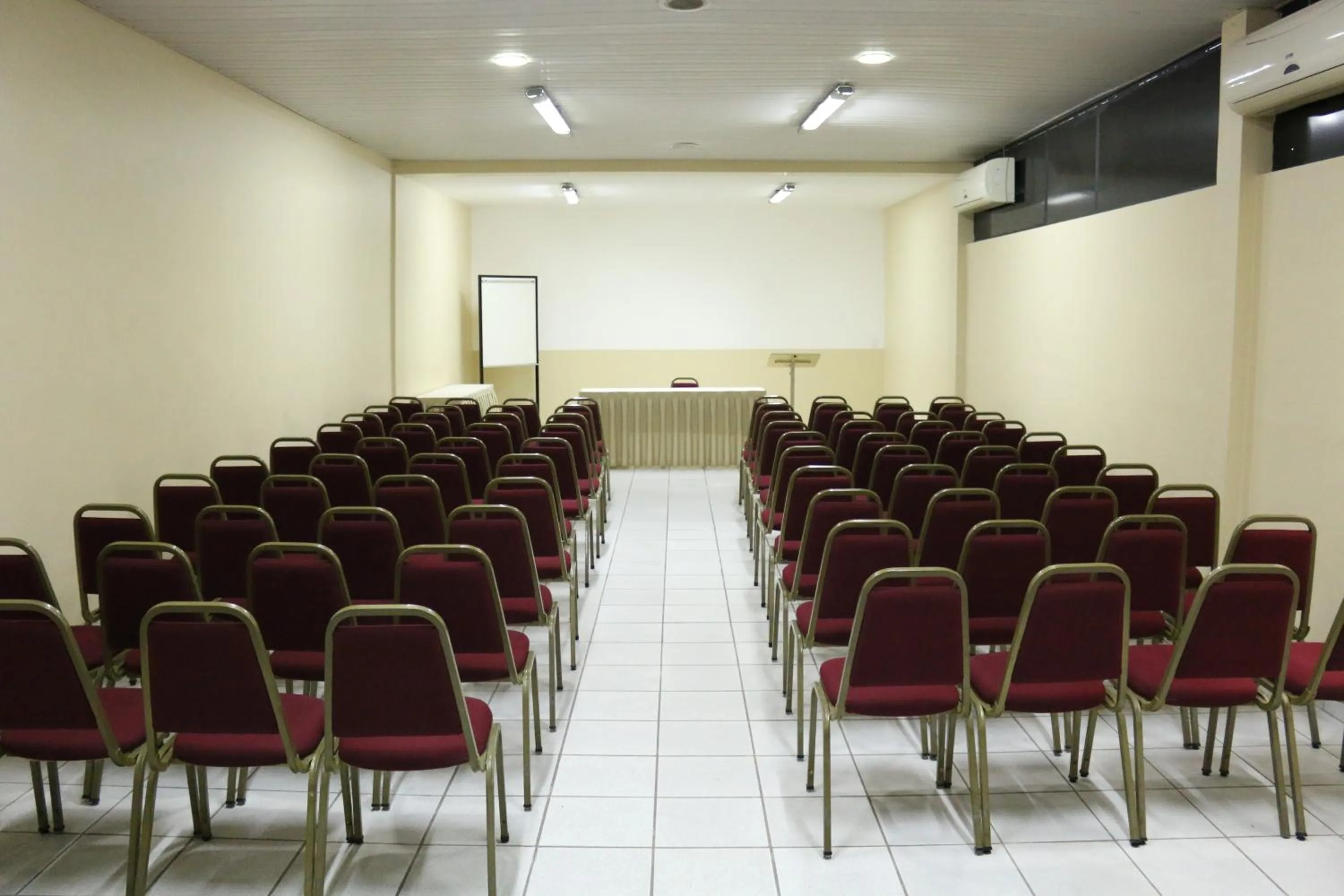 Meeting/conference room in Hotel Maysa Caruaru