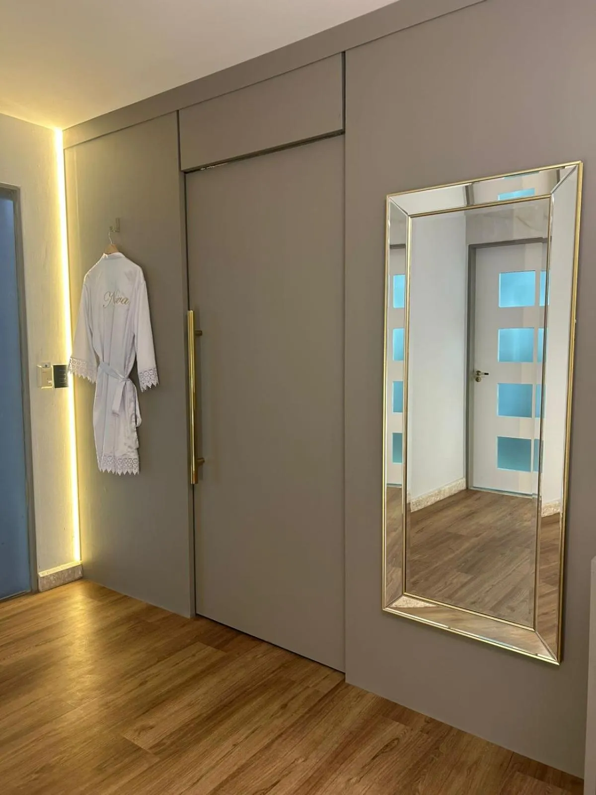 Communal lounge/ TV room in Hotel Maysa Caruaru