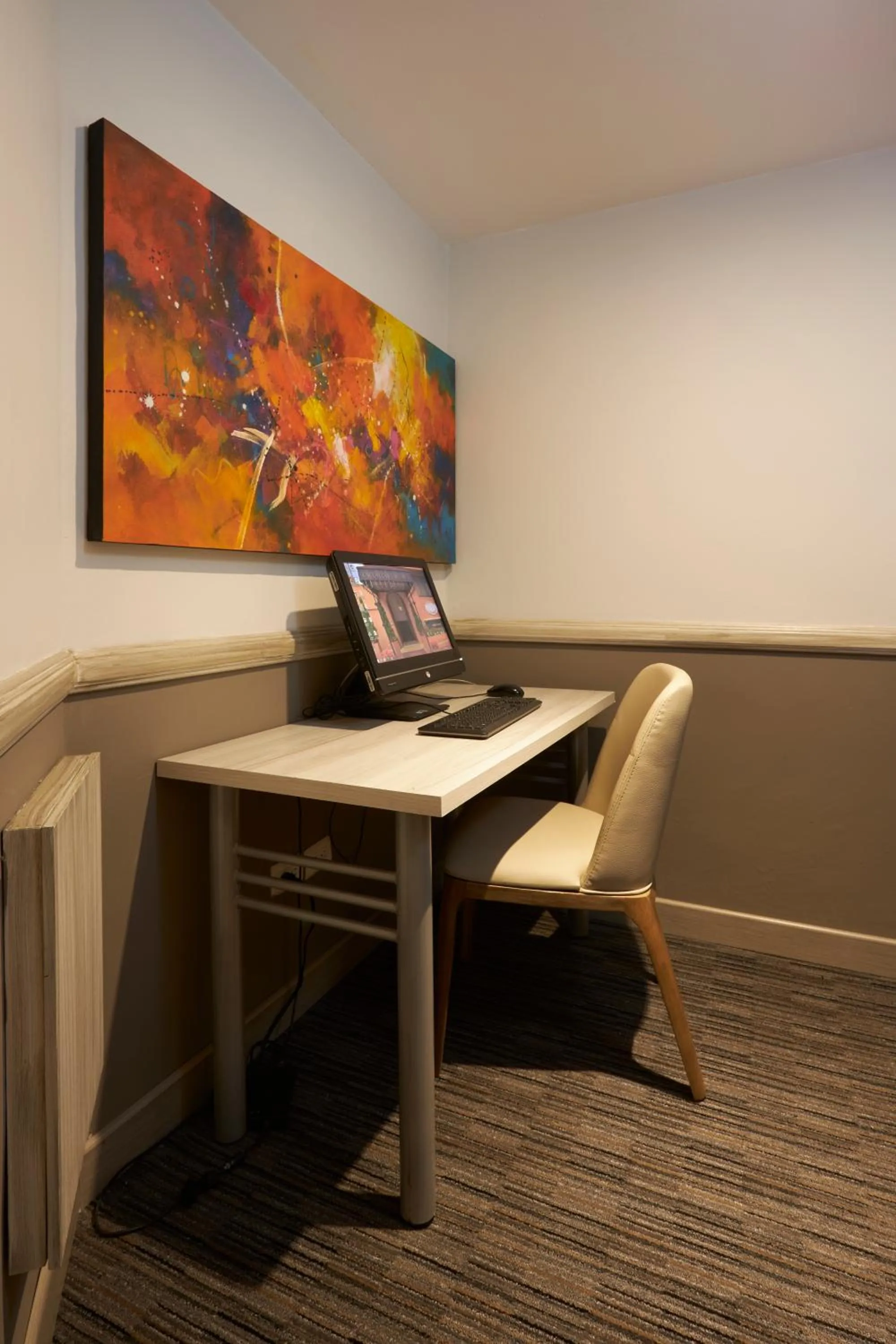 Entertainment in Hotel Saint Simon