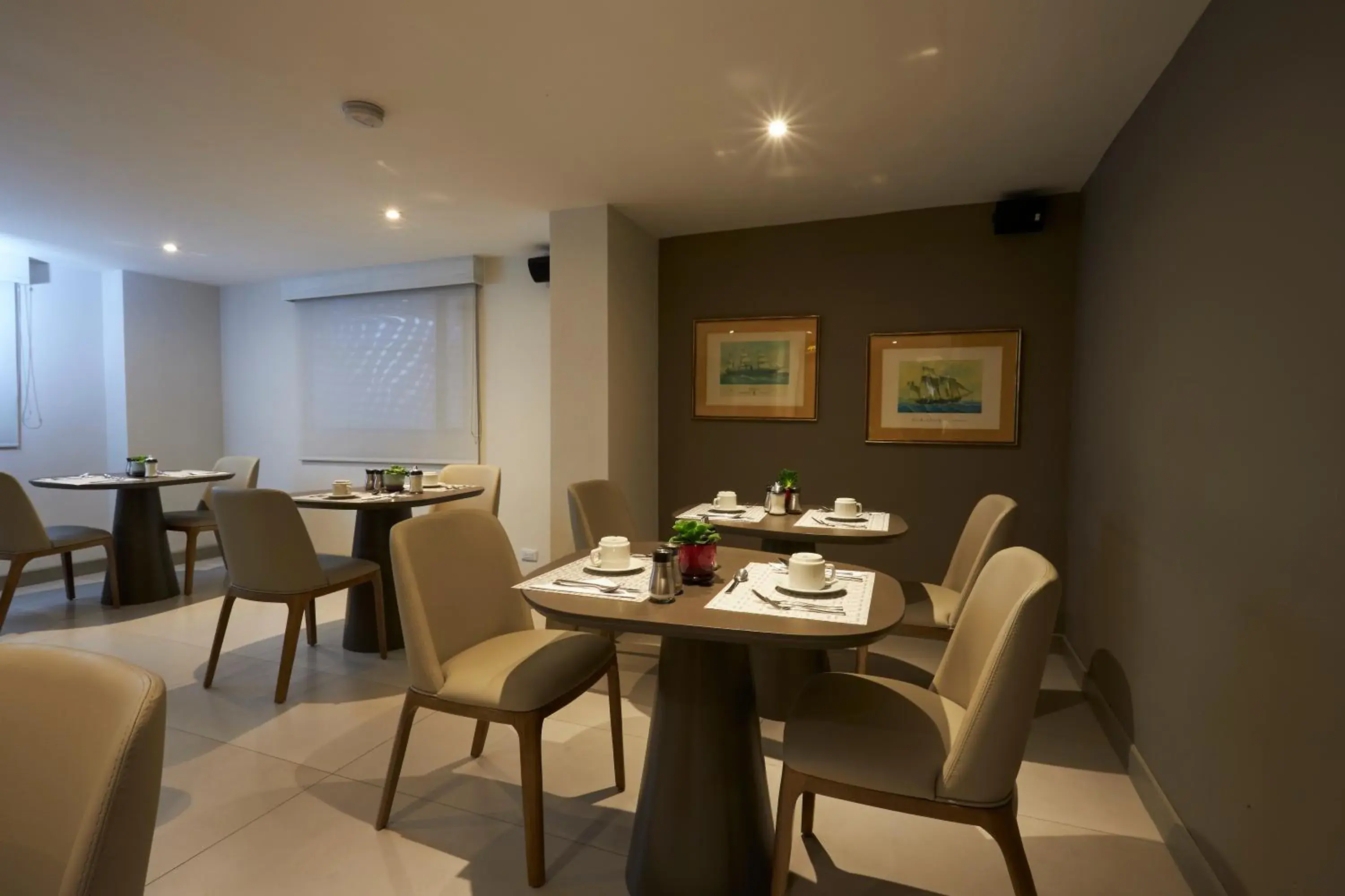 Restaurant/places to eat in Hotel Saint Simon Restaurant/places to eat in Hotel Saint Simon