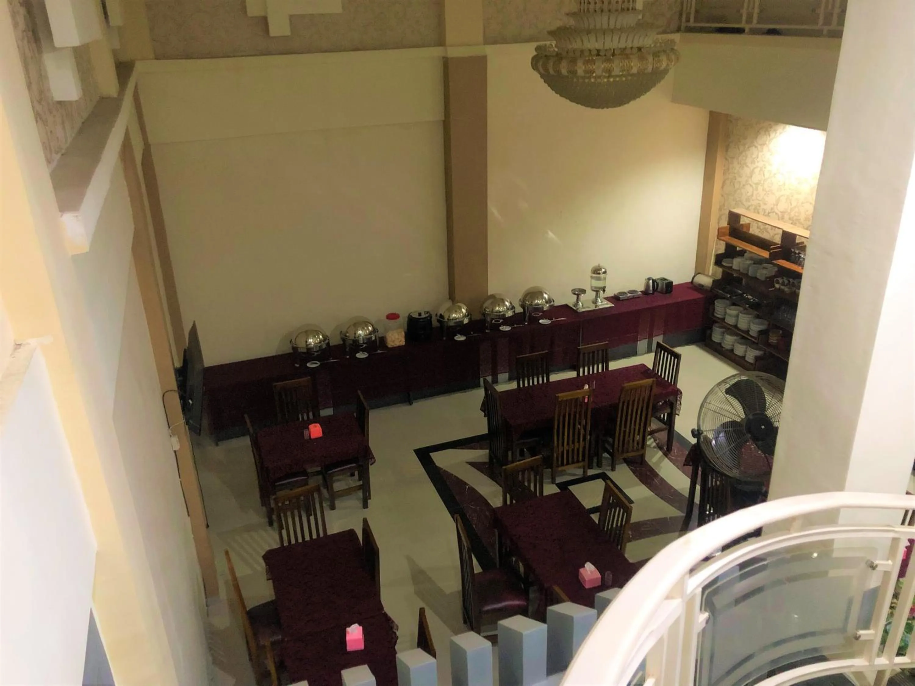 Restaurant/places to eat in MS Hotel Pinrang Mitra RedDoorz